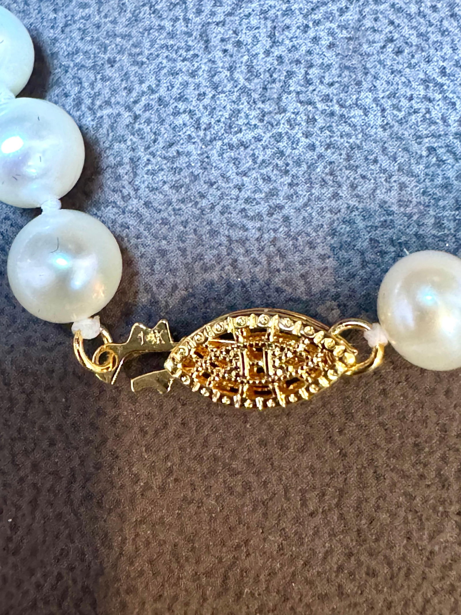 Vintage Cultured Akoya Pearl Necklace Length 18" , 14 Karat Yellow Gold - 11