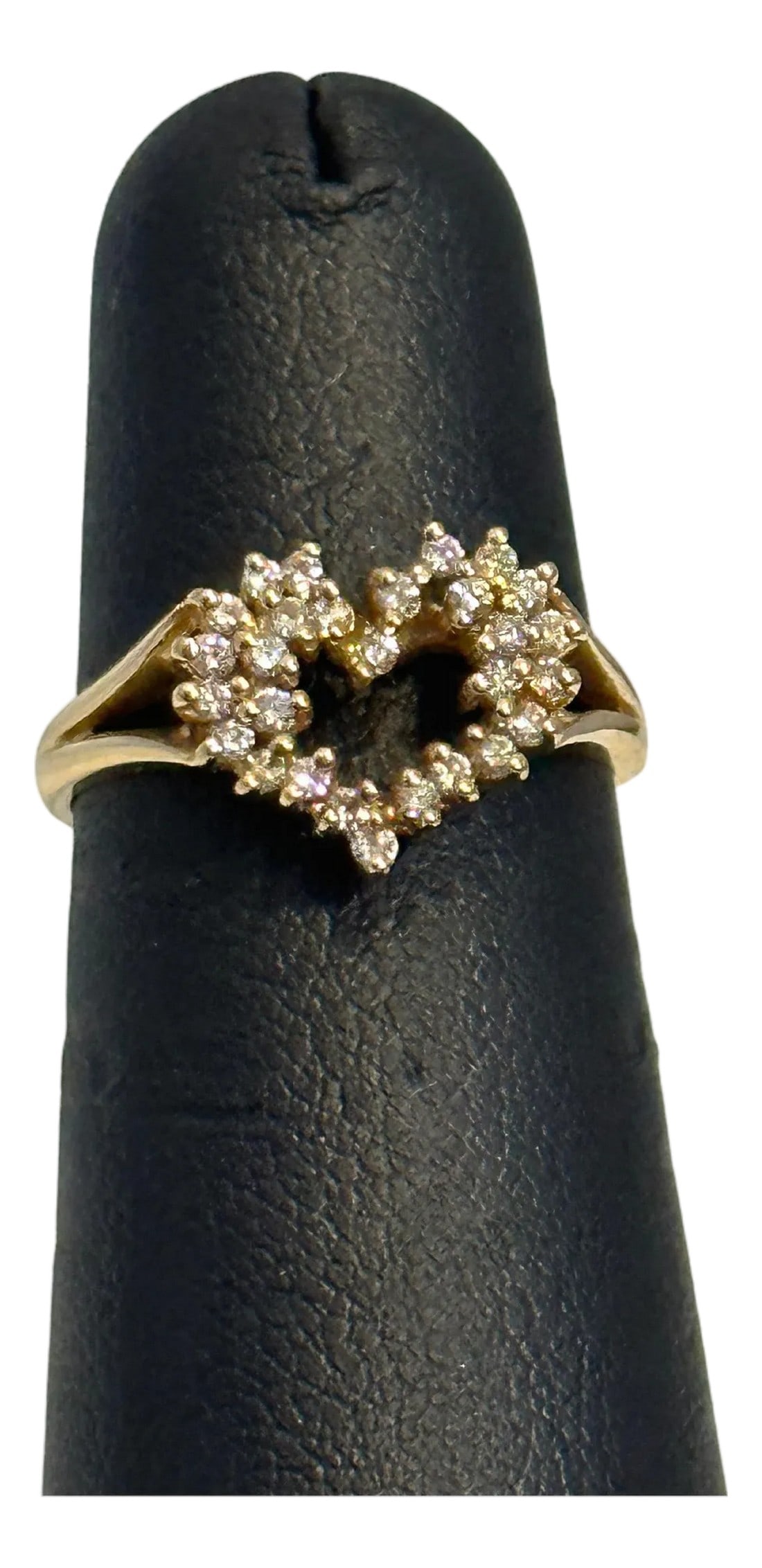 Heart Shape Gold & Diamond Cocktail 14 Karat Gold Ring: Heart Shape Gold & Diamond Cocktail 14 Karat Gold Ring Size 6 14 K gold Stamped 3.11 Grams. Diamond Eye clean There are brilliant cut Round diamonds in the ring Diamonds 0.5 ct approximately Ring size