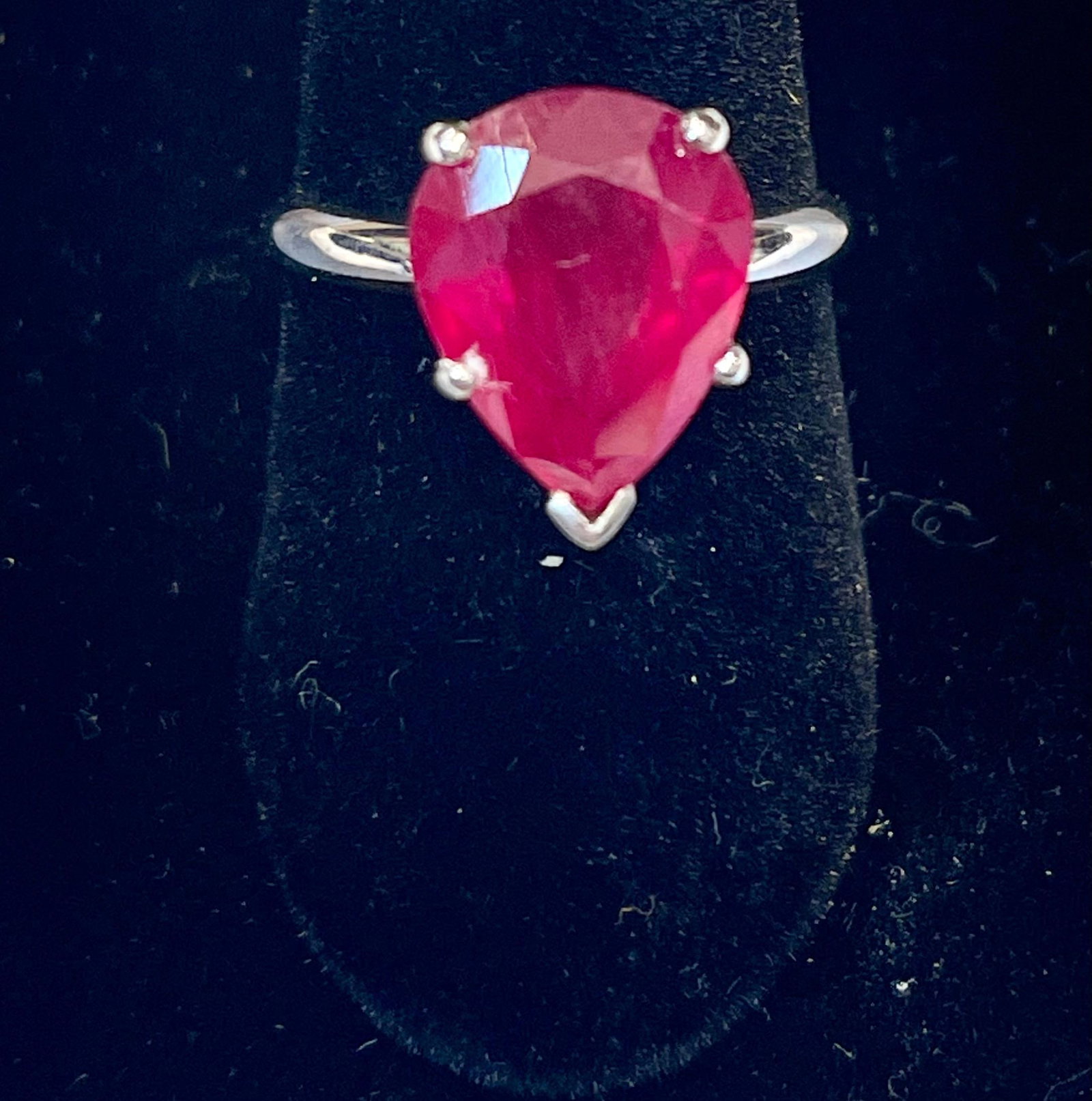 Pear Shape 4.5 Carat Treated Ruby 14 Karat White Gold Ring - 4