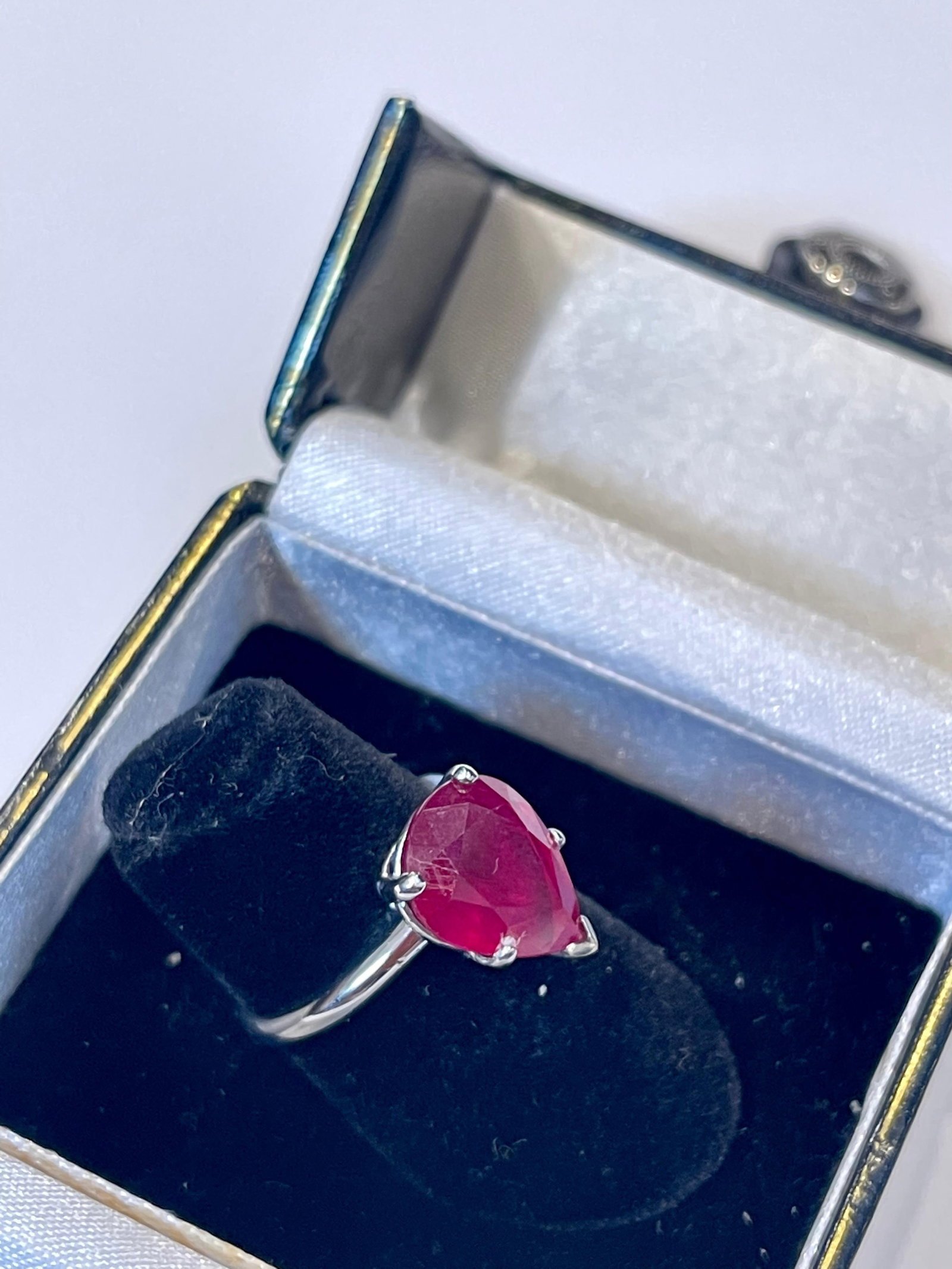 Pear Shape 4.5 Carat Treated Ruby 14 Karat White Gold Ring - 5