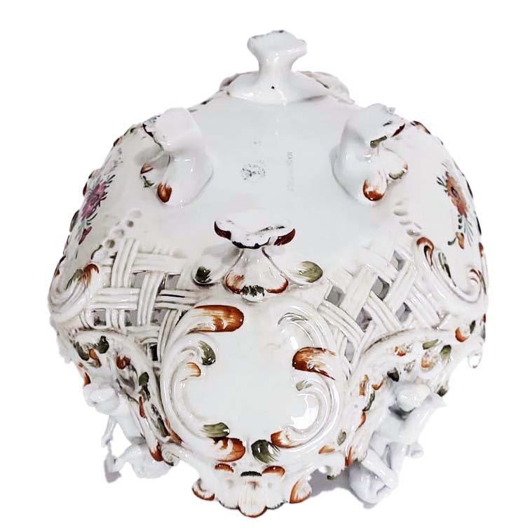 Large Capodimonte Porcelain Centerpiece Putti Cherub Figural Reticulated Centerpiece Bowl - Signed - - 6