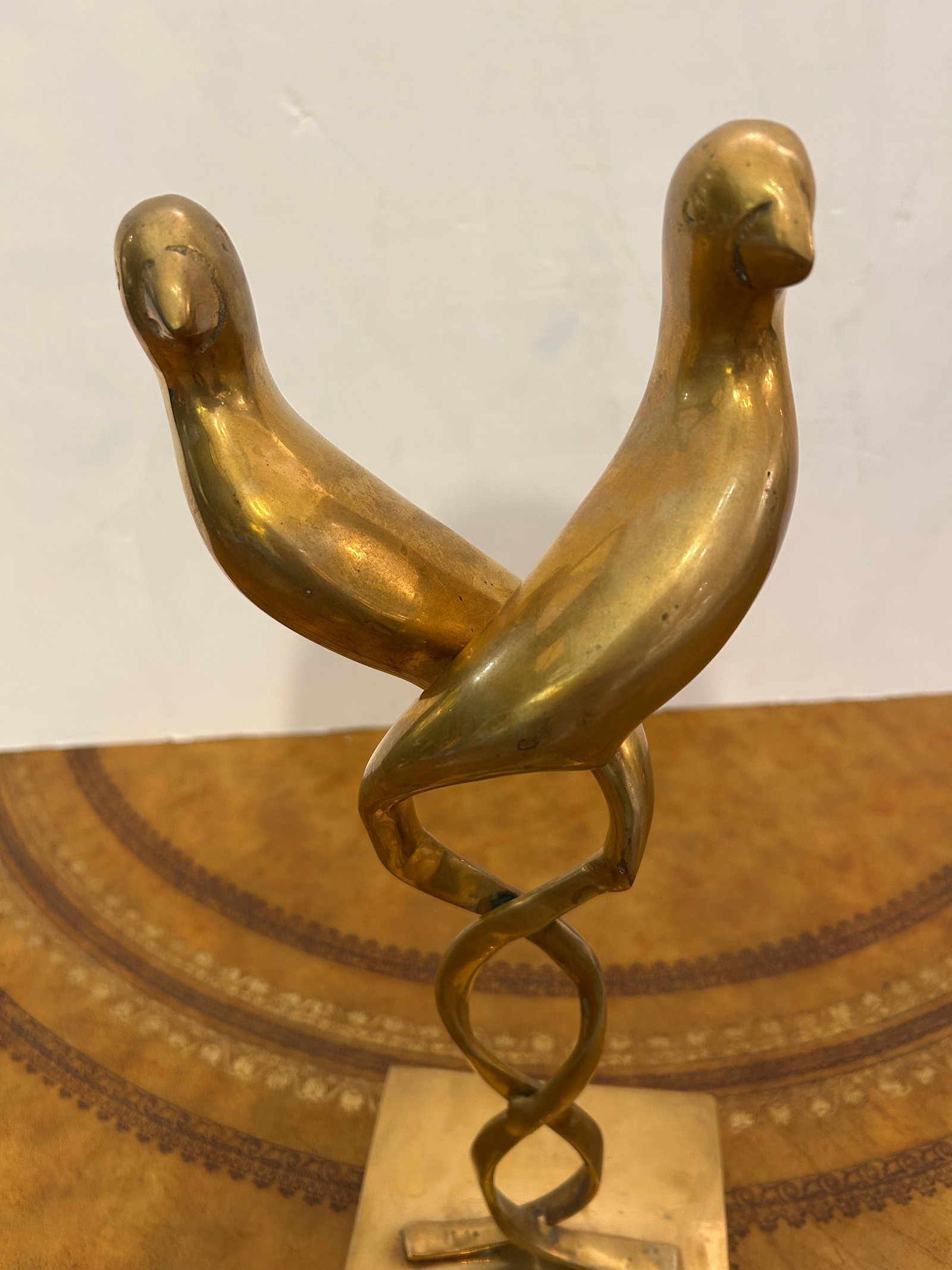 Dolbi Cashier Brass Lovebirds Sculpture - 3