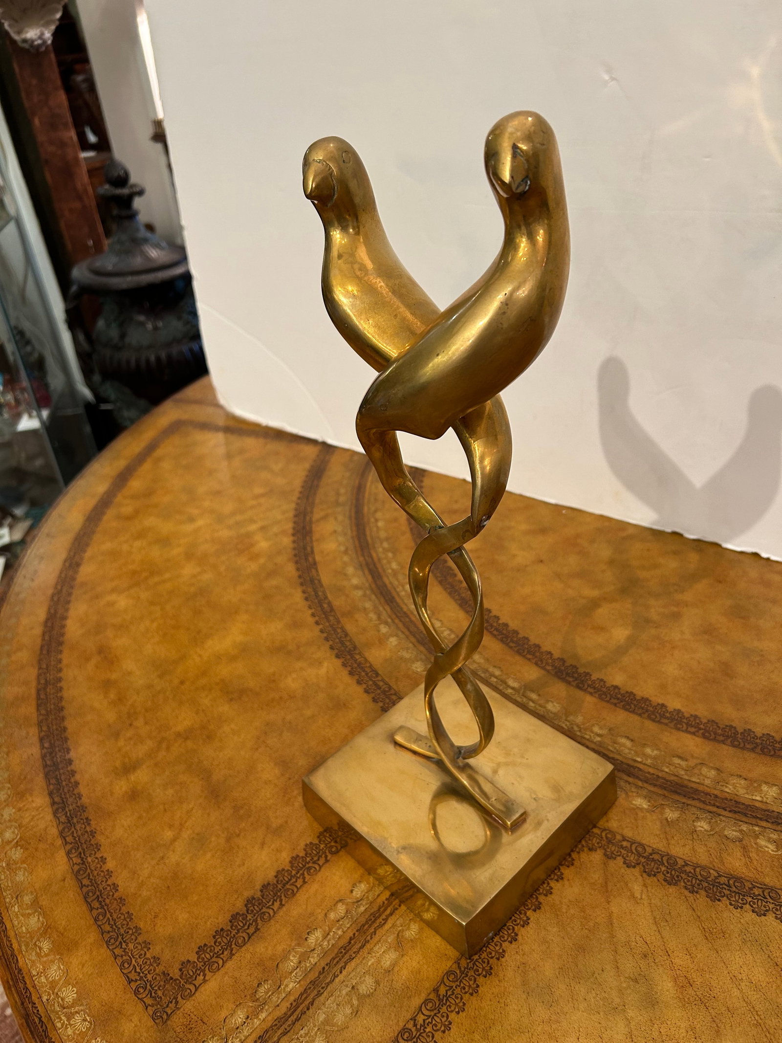 Dolbi Cashier Brass Lovebirds Sculpture - 6