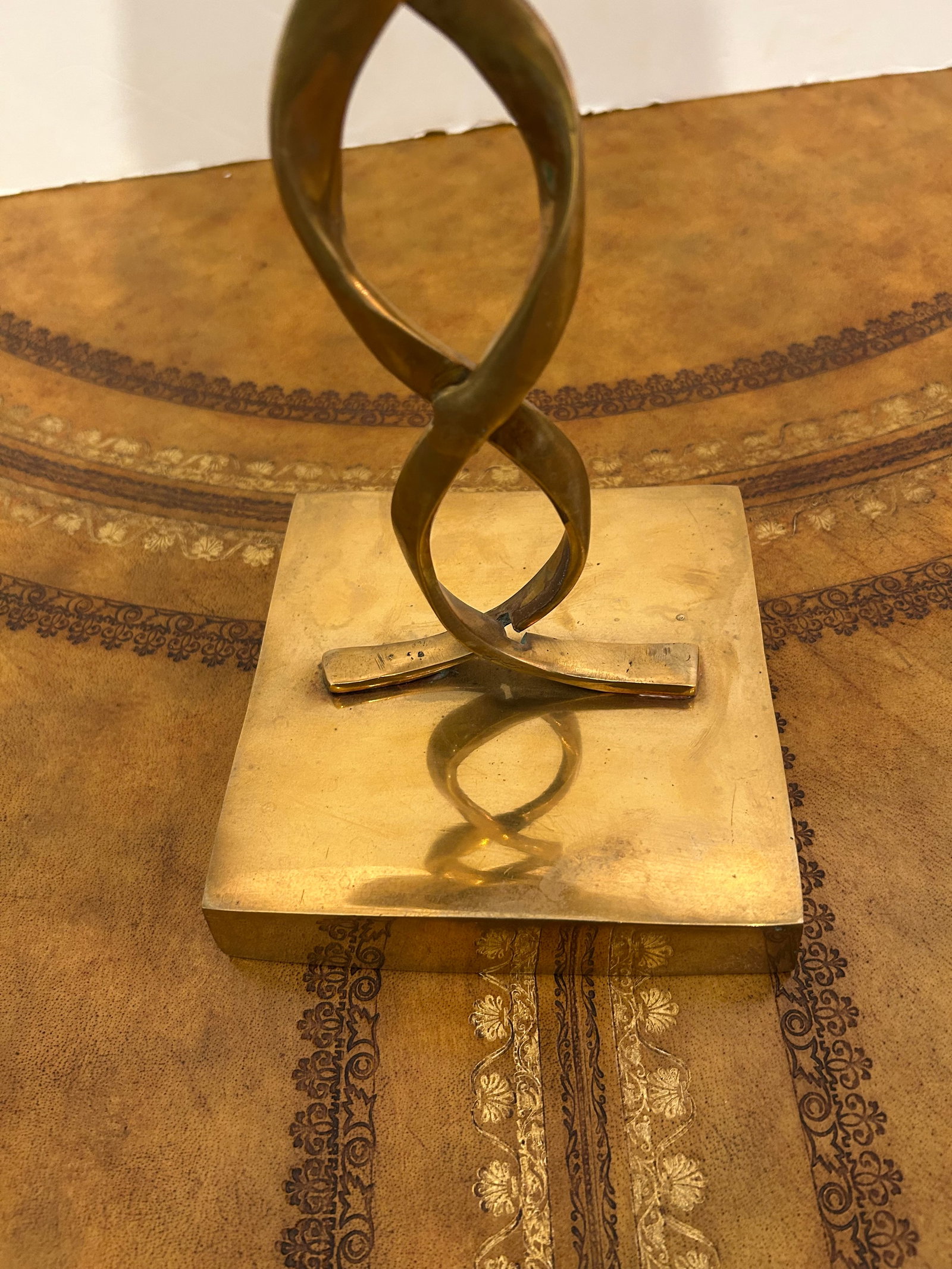 Dolbi Cashier Brass Lovebirds Sculpture - 7