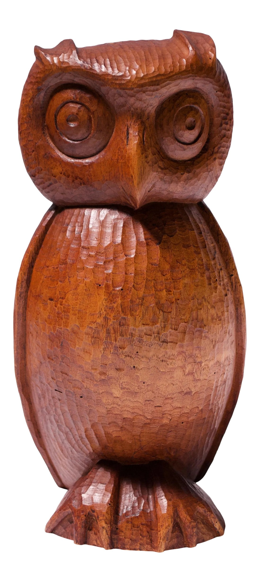 Large Seymour Shippy Hand Carved Owl Sculpture: Large hand-carved owl sculpture by artist, Seymour Shippy (circa 1970s, USA). Interesting texture, lovely detail, and large size. H: 13" x L: 6" x D: 5.25" Nice patina with light wear consistent with