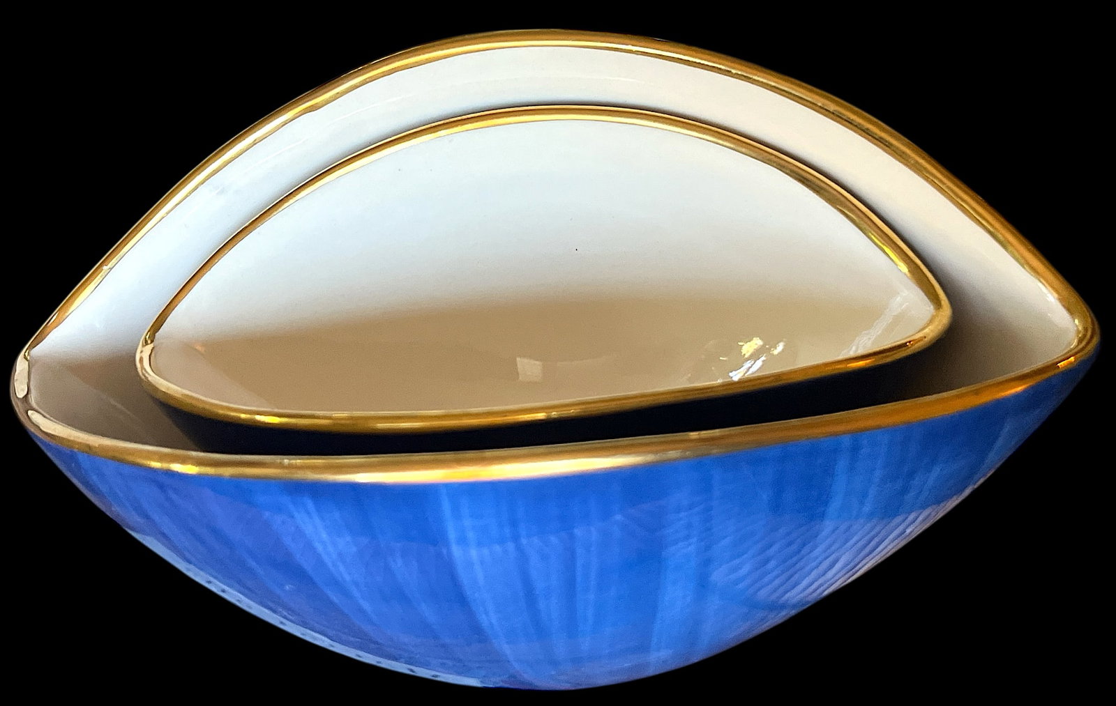 Pair of Hand-Painted L'Objet "Circe" Bowls | Blue, White & Gold | Portugal, 2005 - 2