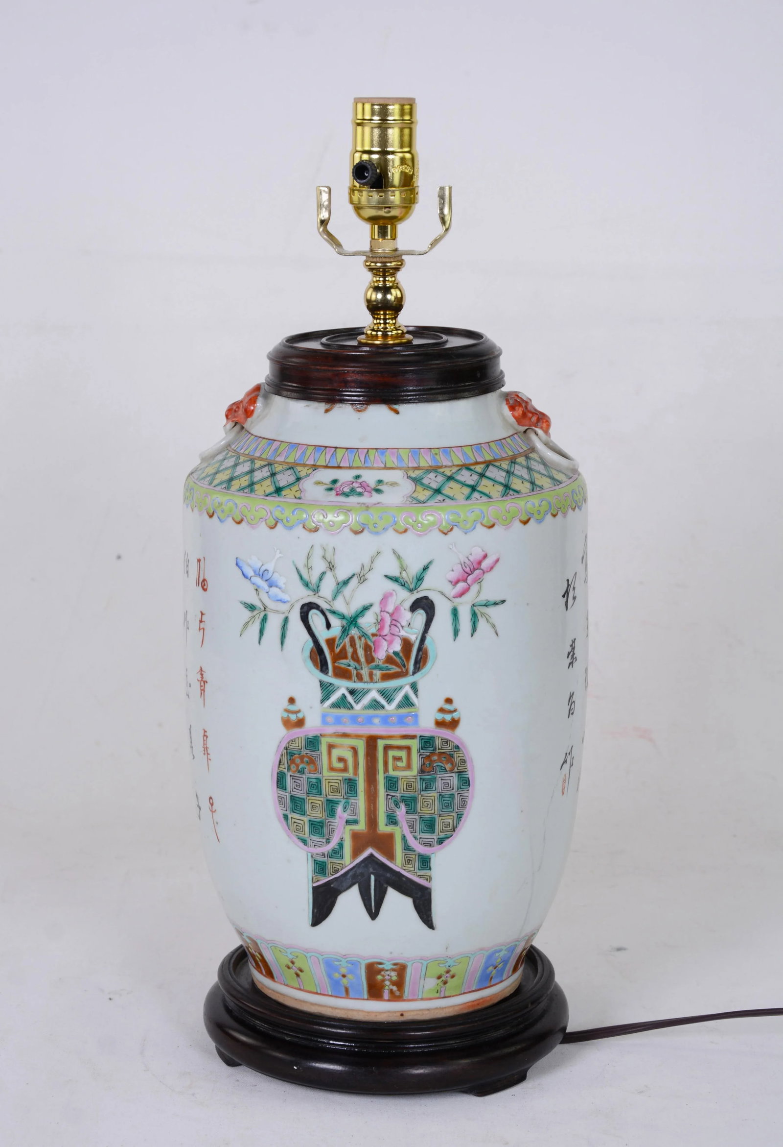 Chinese Antique Famille Rose Porcelain Vase Table Lamp - 9