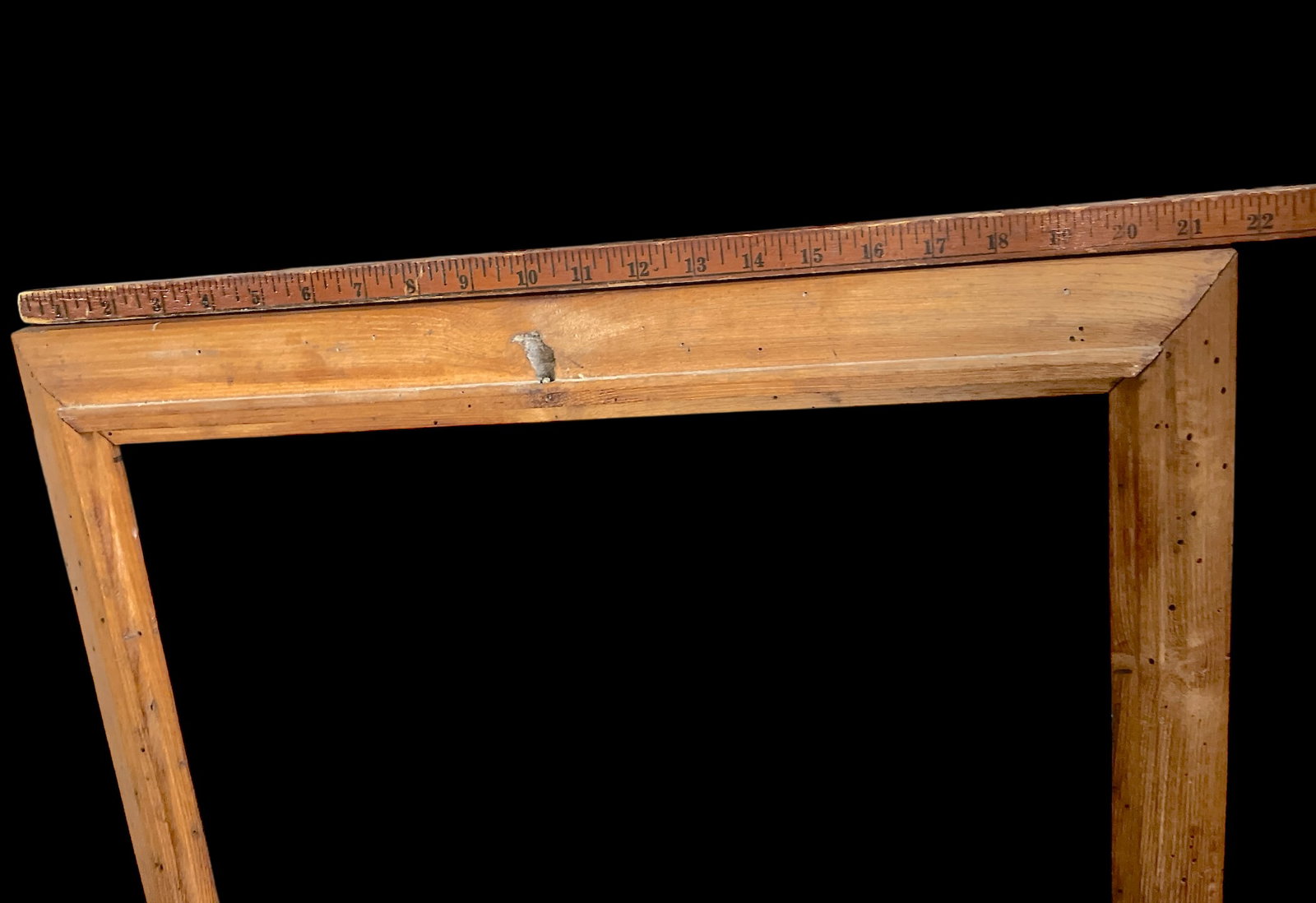 Antique Early 20th Century Wormwood Oak Picture Frame With Original Finish for 18" X 24" Art - 9