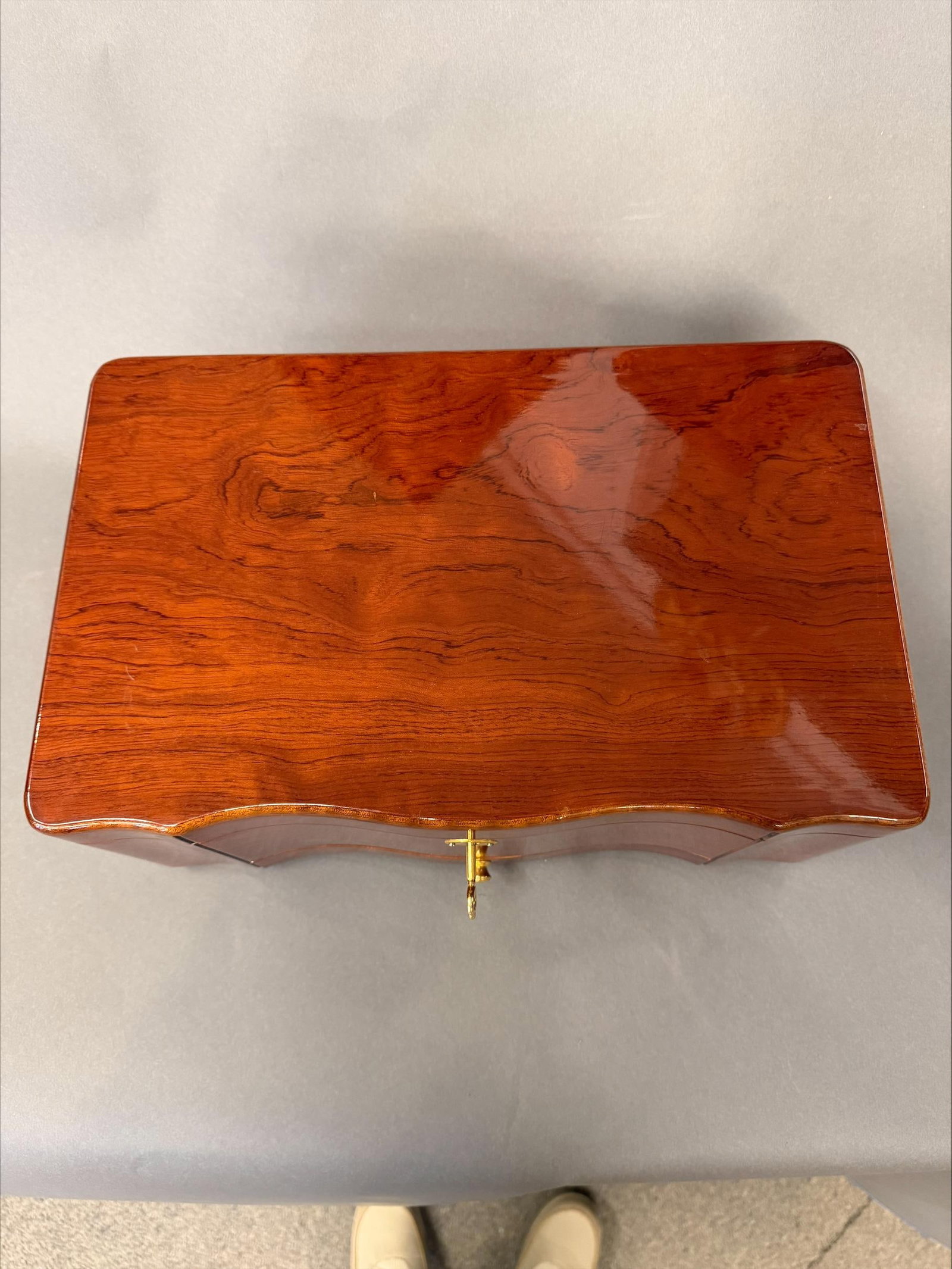 1960s Classic Mahogany Desktop Humidor - 9