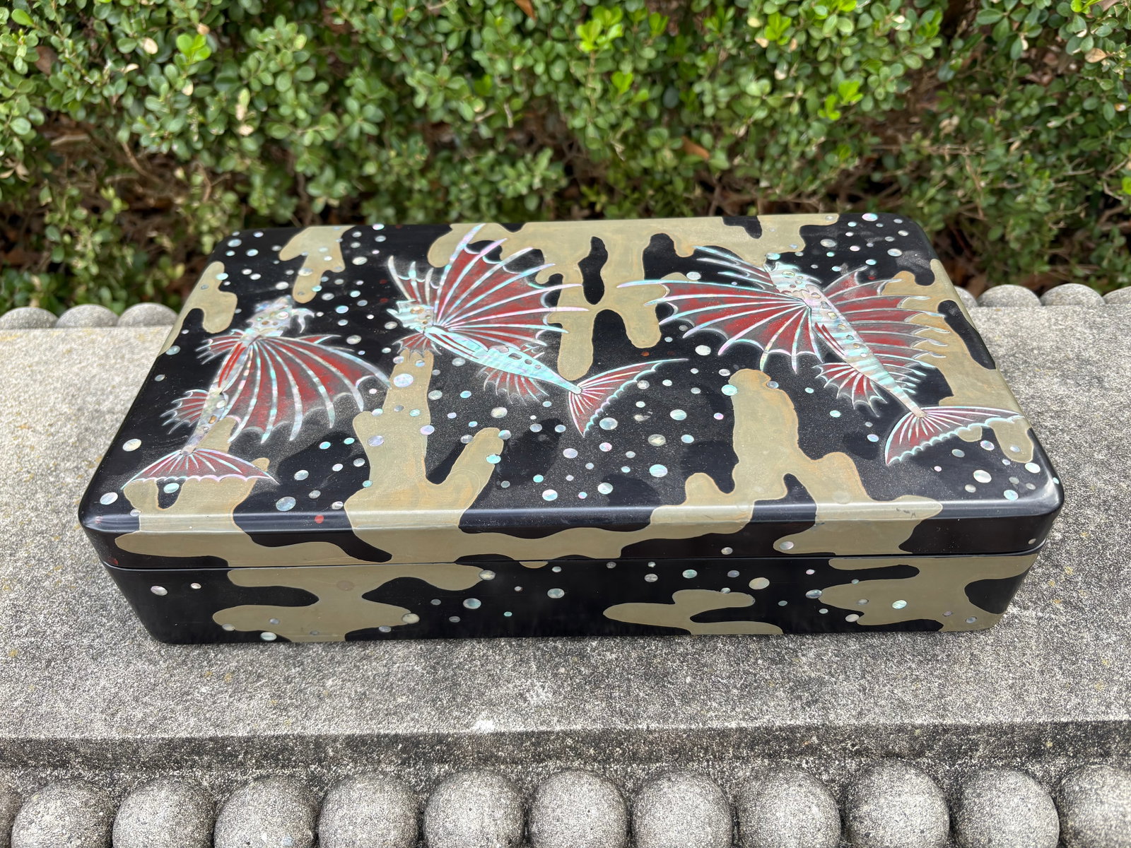 Antique Japanese Lacquered Box - 2