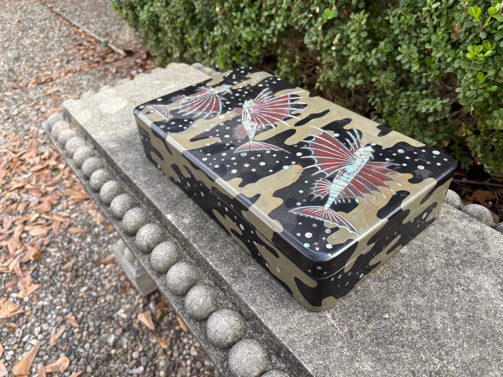 Antique Japanese Lacquered Box - 3
