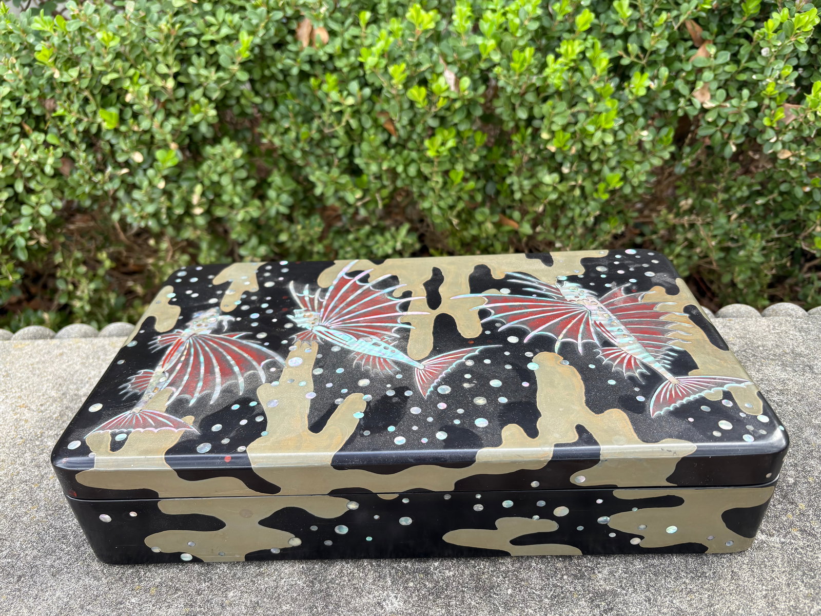 Antique Japanese Lacquered Box - 4