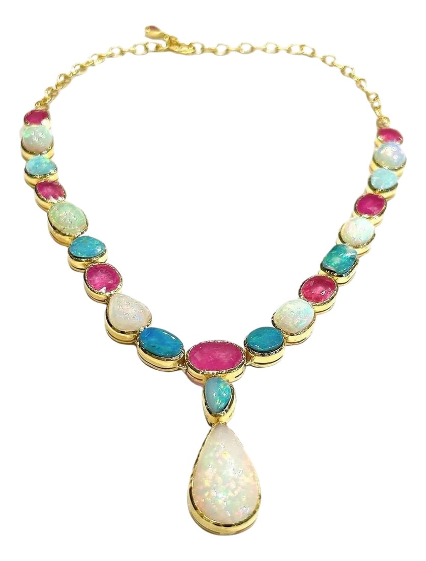 Bochic "Capri" Red Ruby & Fire Opal Necklace Set In 18K Gold & Silver: Bochic "Capri" Red Ruby & Fire Opal Necklace Set In 18K Gold & Silver Elegant and Classic Italian style Natural Ruby - 28 Carats Natural Fire Opal - 43 Carats The Bochic "Capri" Multi