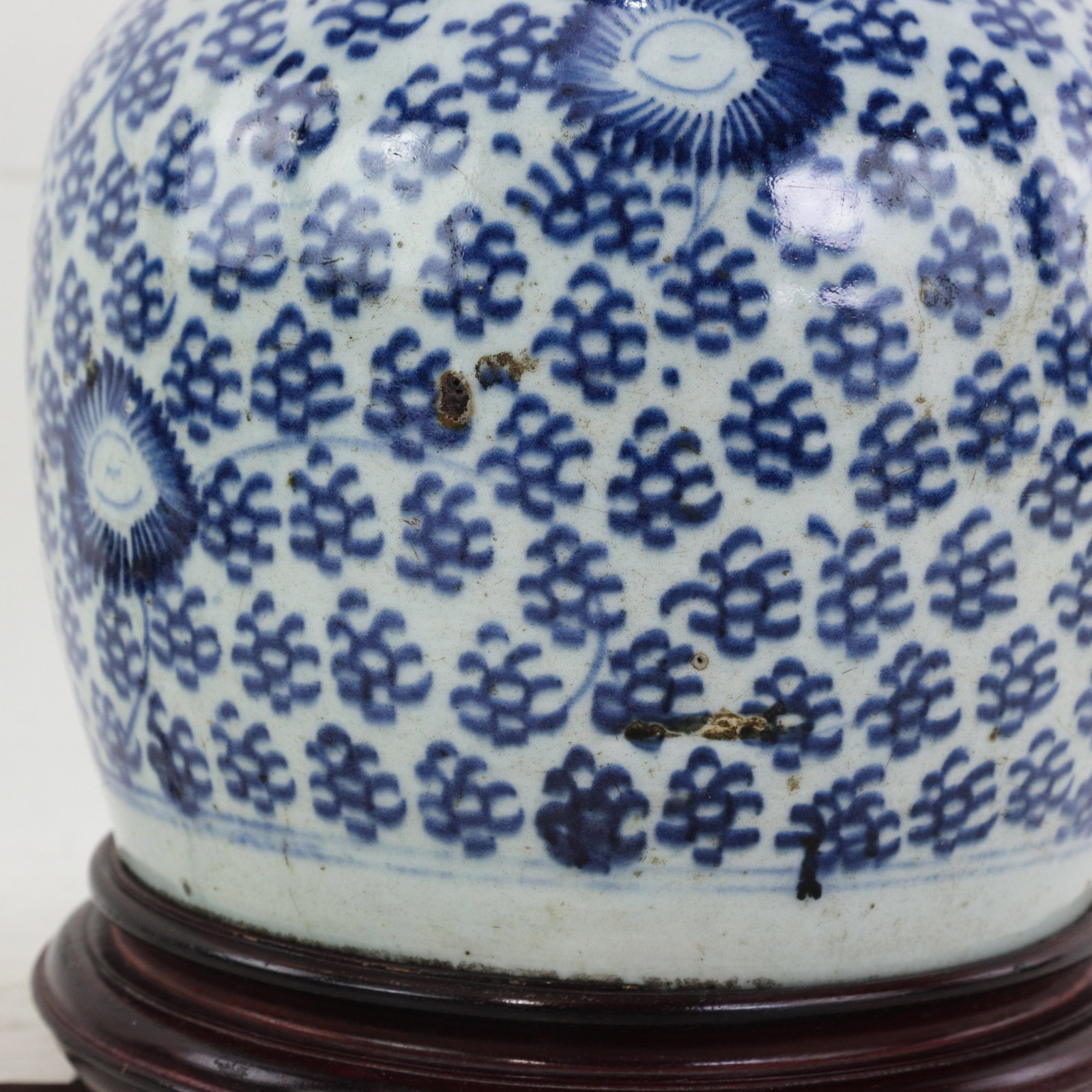 Antique Blue and White Porcelain Ginger Jar Table Lamp With Cobalt Floral and Medallion Motif - 12