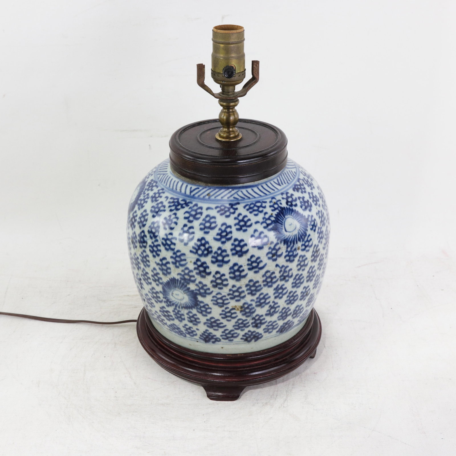 Antique Blue and White Porcelain Ginger Jar Table Lamp With Cobalt Floral and Medallion Motif - 2