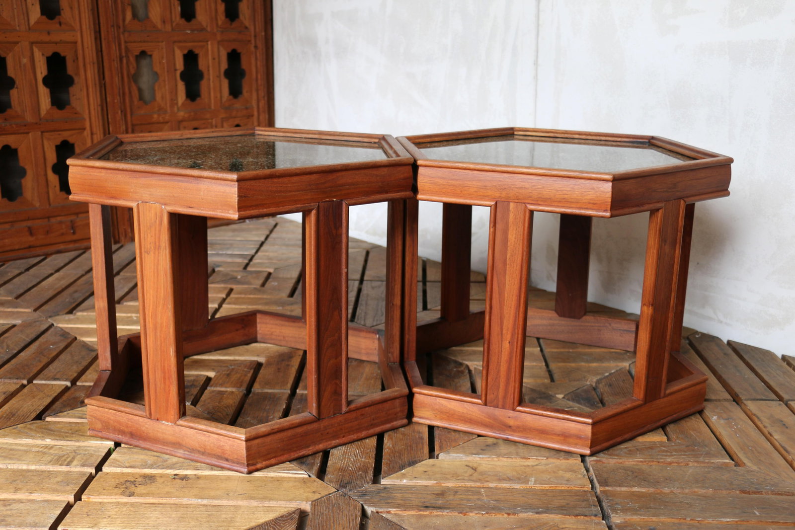Pair of John Keal for Brown Saltman "Domino" Hexagonal Side Tables | Mid-Century Modern, 1960s - 6