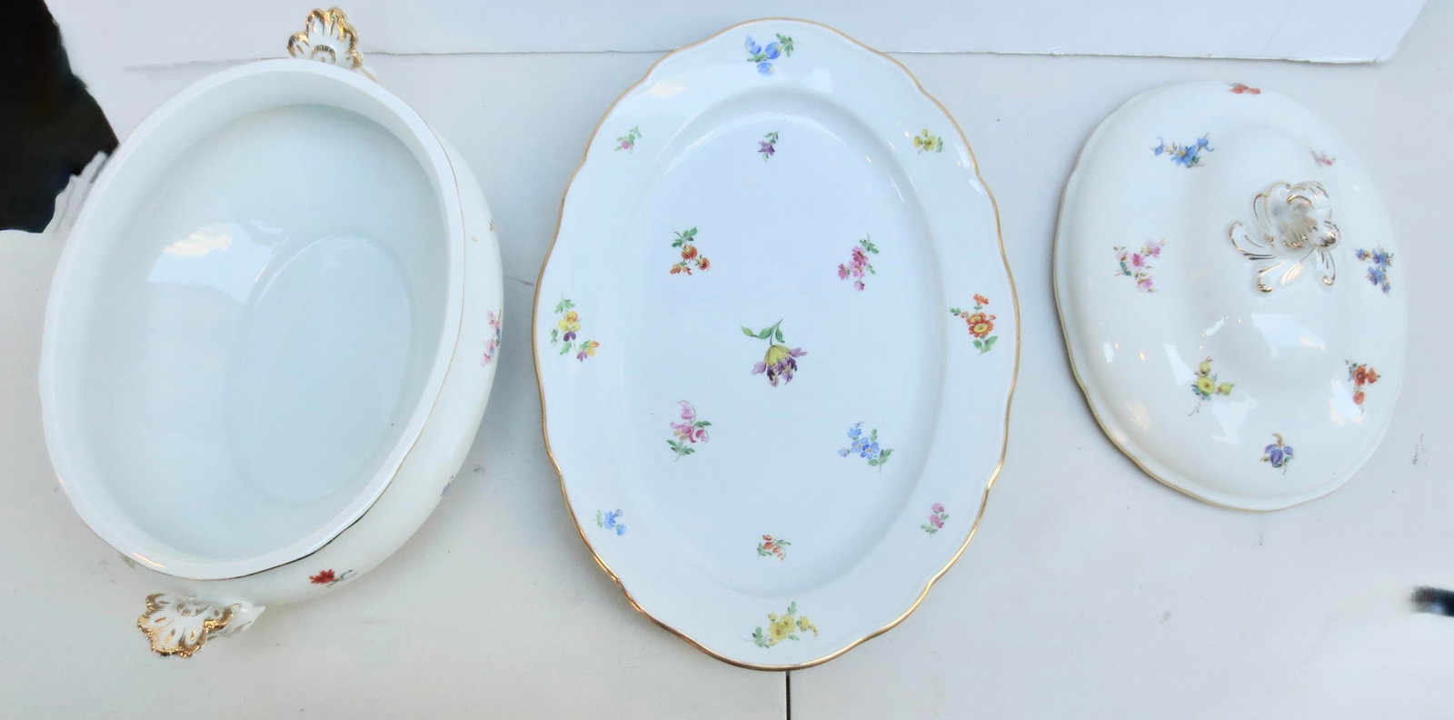 Meissen Tureen Set Scattered Flowers Pattern --2 Pieces - 5