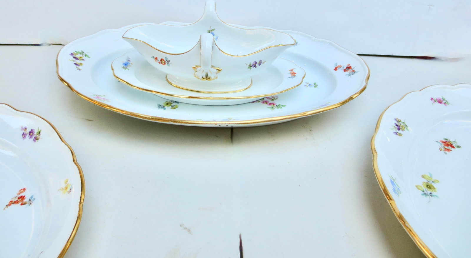 Mid 20th Century Meissen Serving Trays and Sauce Boat- Set of 4 Pieces - 6