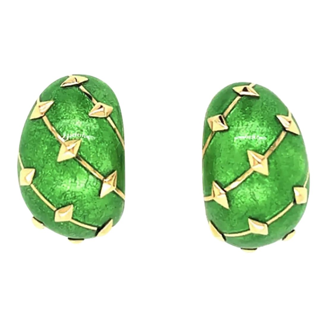 Late 20th Century Pair of Tiffany & Co Schlumberger Earrings: Vintage 18k Tiffany & Co. Schlumberger Green Enamel "Paillone" Earrings Condition: Alterations: Original Condition Unaltered Imperfections: Some Imperfections Condition Notes: Excellent Category: