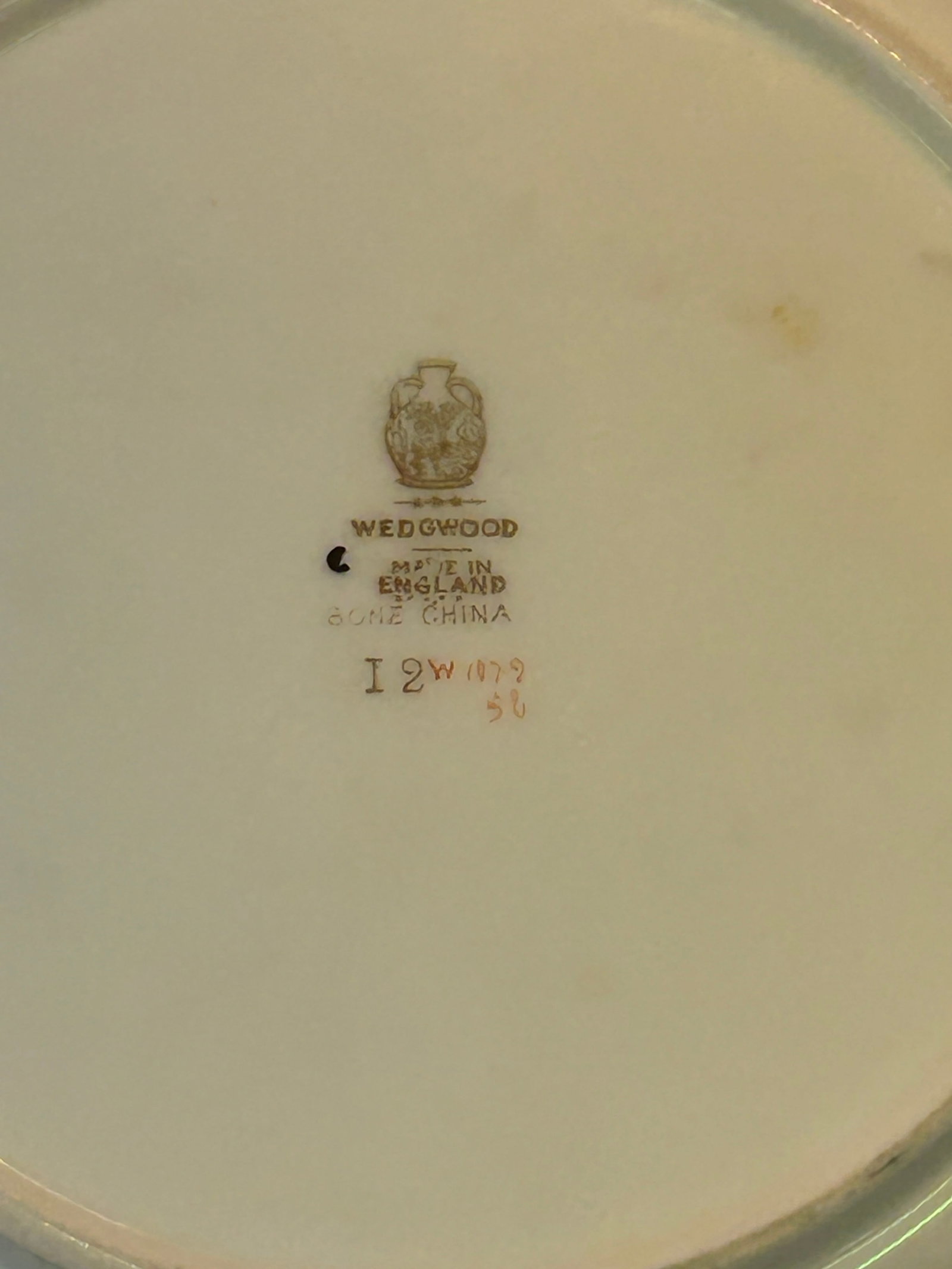 Wedgwood Vintage Set of 12 Bone China Square Luncheon Plates - 7