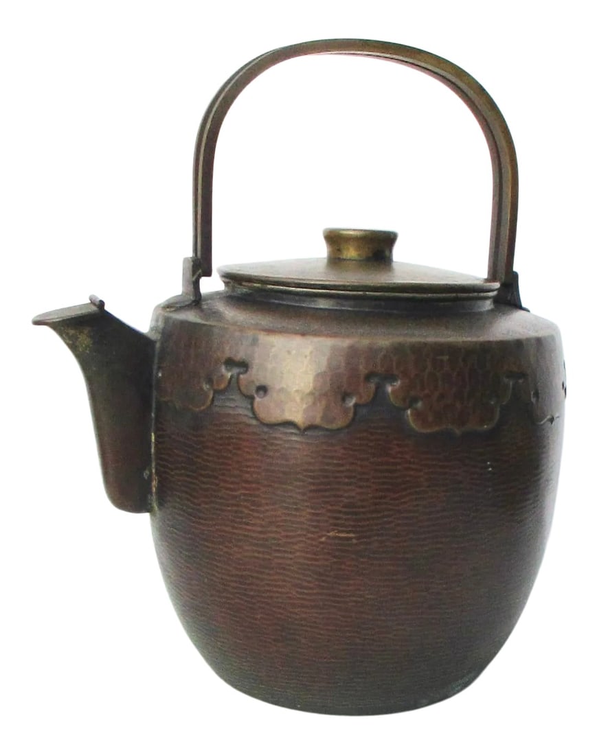 1940s Japanese Hammered Copper Tea Pot (1 of 10)