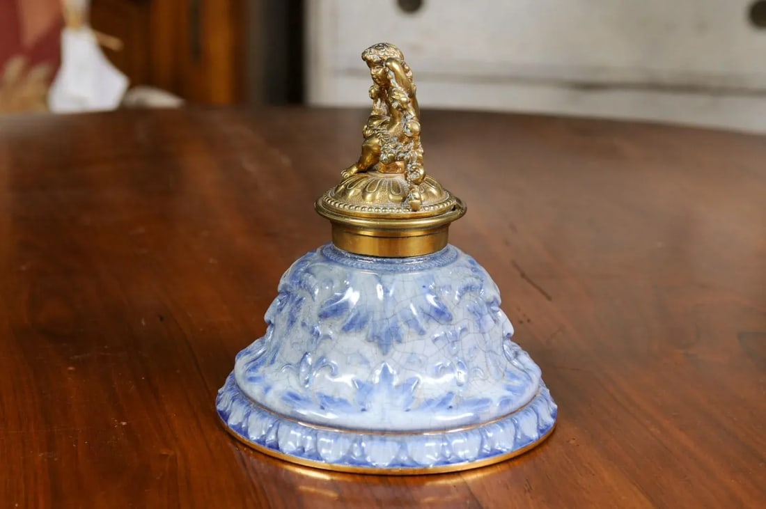 English Victorian Period 19th Century Porcelain Inkwell with Brass Putto Motif - 10