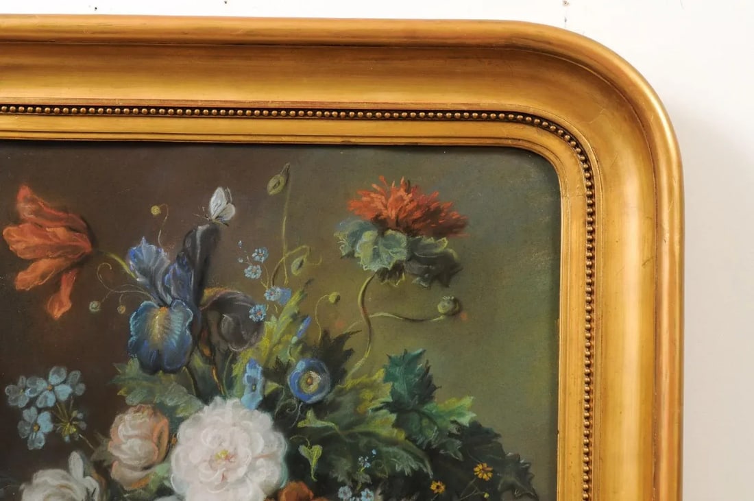 French 19th Century Paste Painting with Bouquet of Flowers in Giltwood Frame - 7