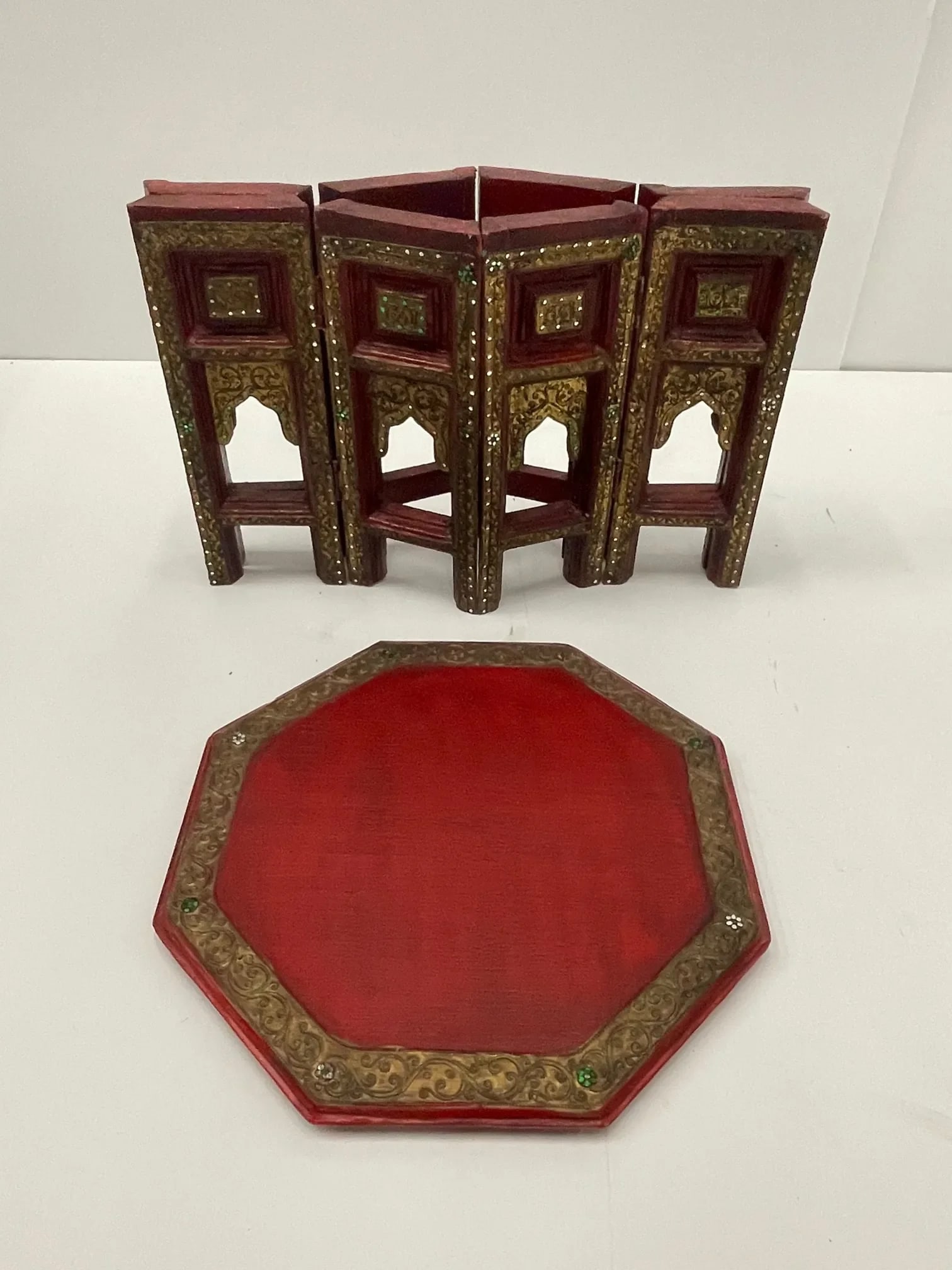 Hand Carved Red and Gilded Moroccan Side Table - 3