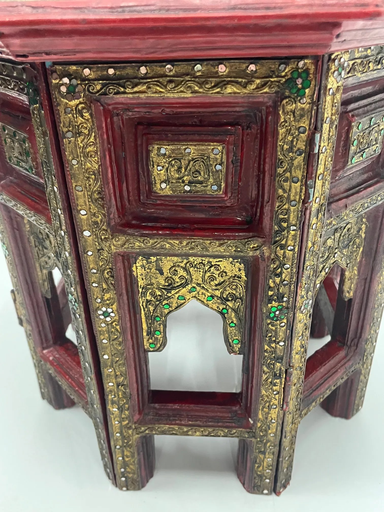Hand Carved Red and Gilded Moroccan Side Table - 4