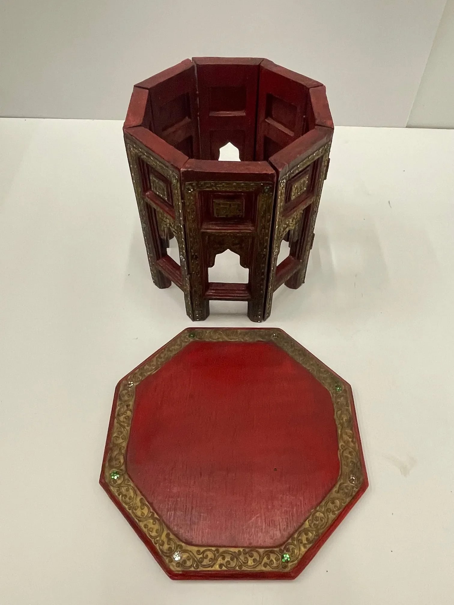 Hand Carved Red and Gilded Moroccan Side Table - 8