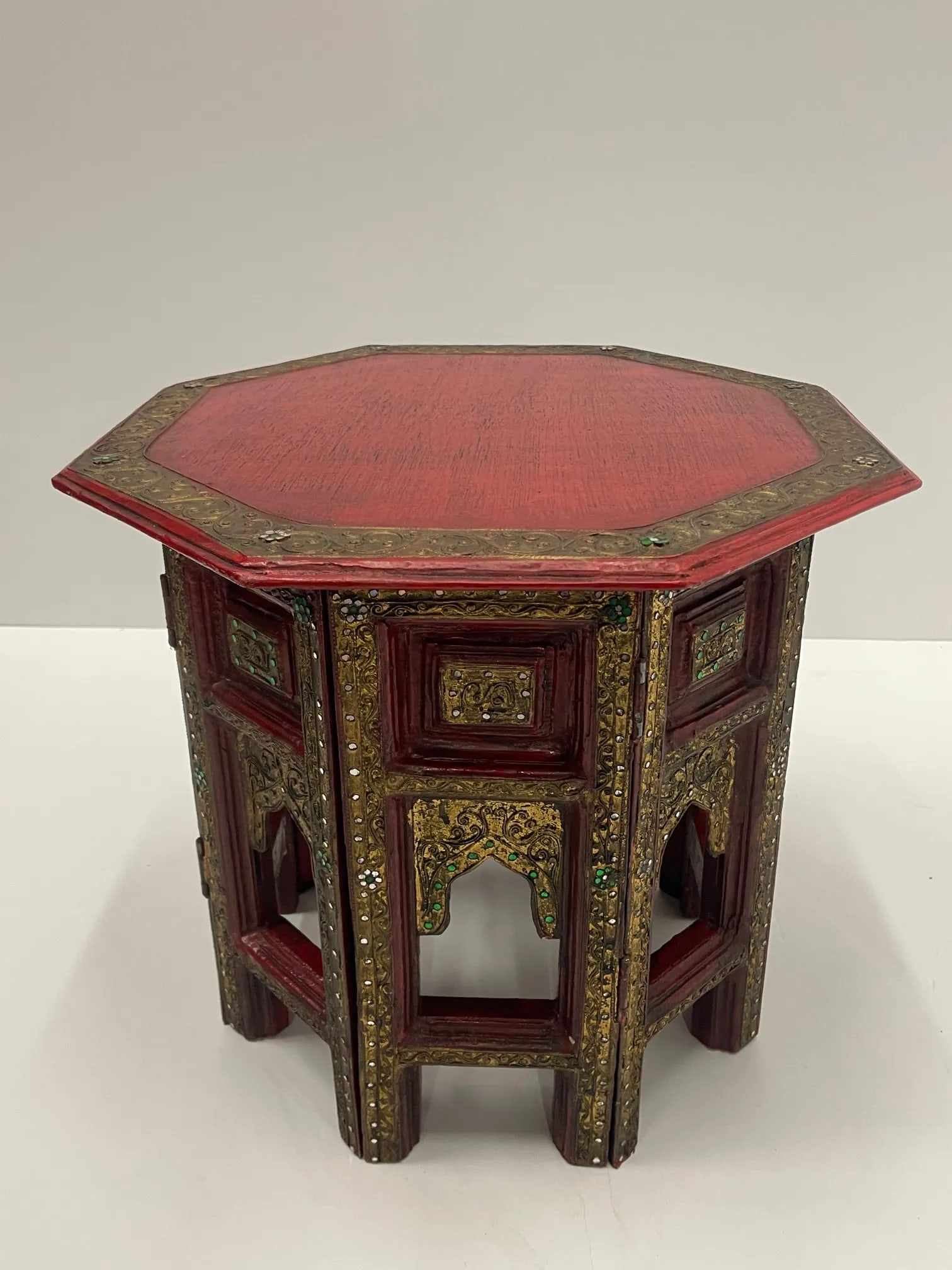 Hand Carved Red and Gilded Moroccan Side Table - 9