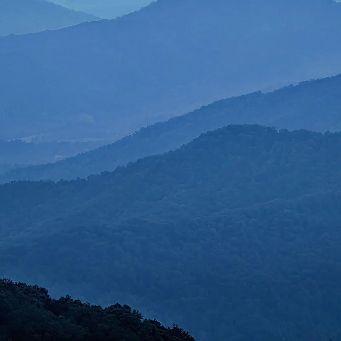 2021 "End of the Day in the Blue Ridge Mountains. North Carolina" Modern Photography, Premium Archiv - 6