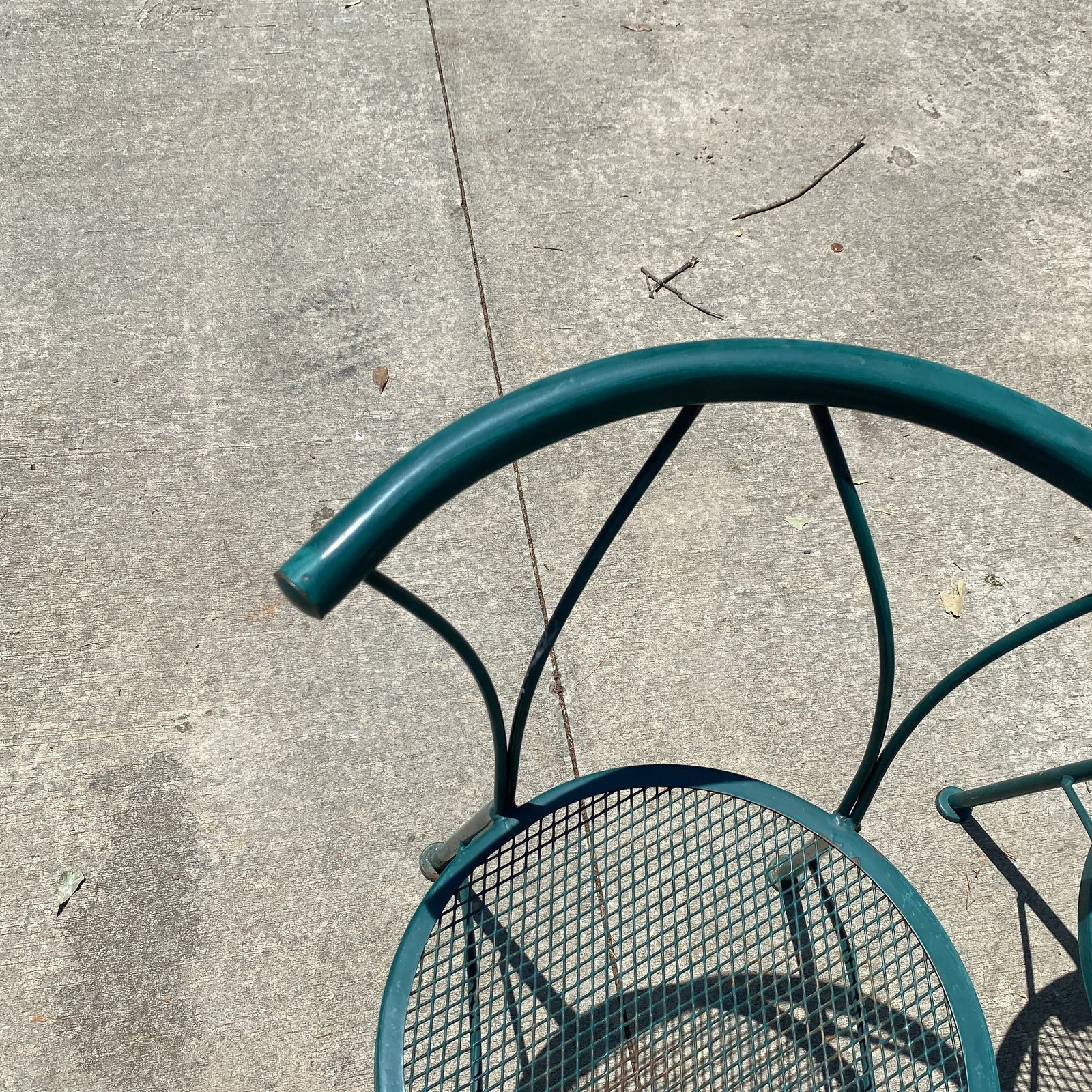 Green Metal Outdoor Mid Century Mesh Chairs - Set of 2 - 3