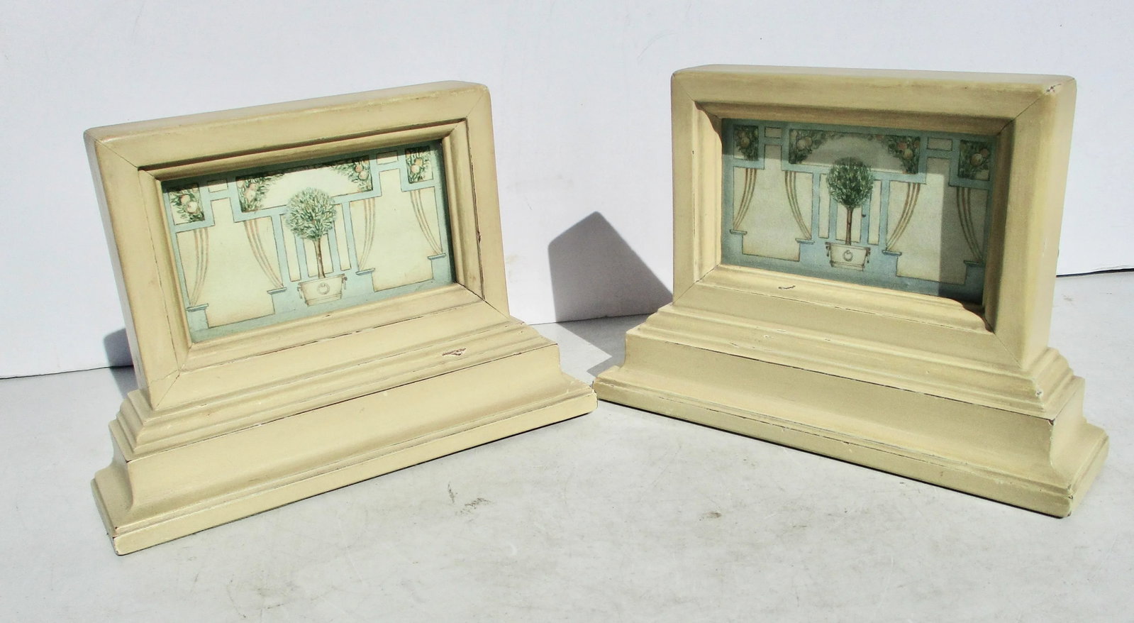 Early 20th Century Austrian Watercolor and Wooden Bookends - a Pair - 3