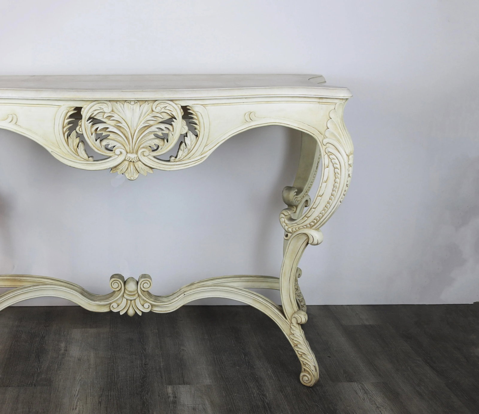 Hand-Carved Victorian Style . Entrance Table, Console Table - 3