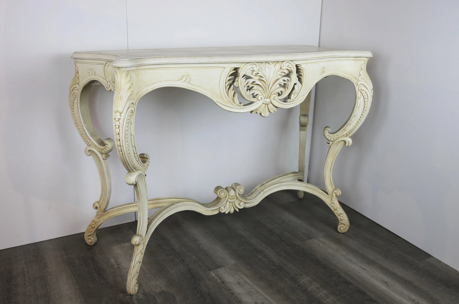 Hand-Carved Victorian Style . Entrance Table, Console Table - 4