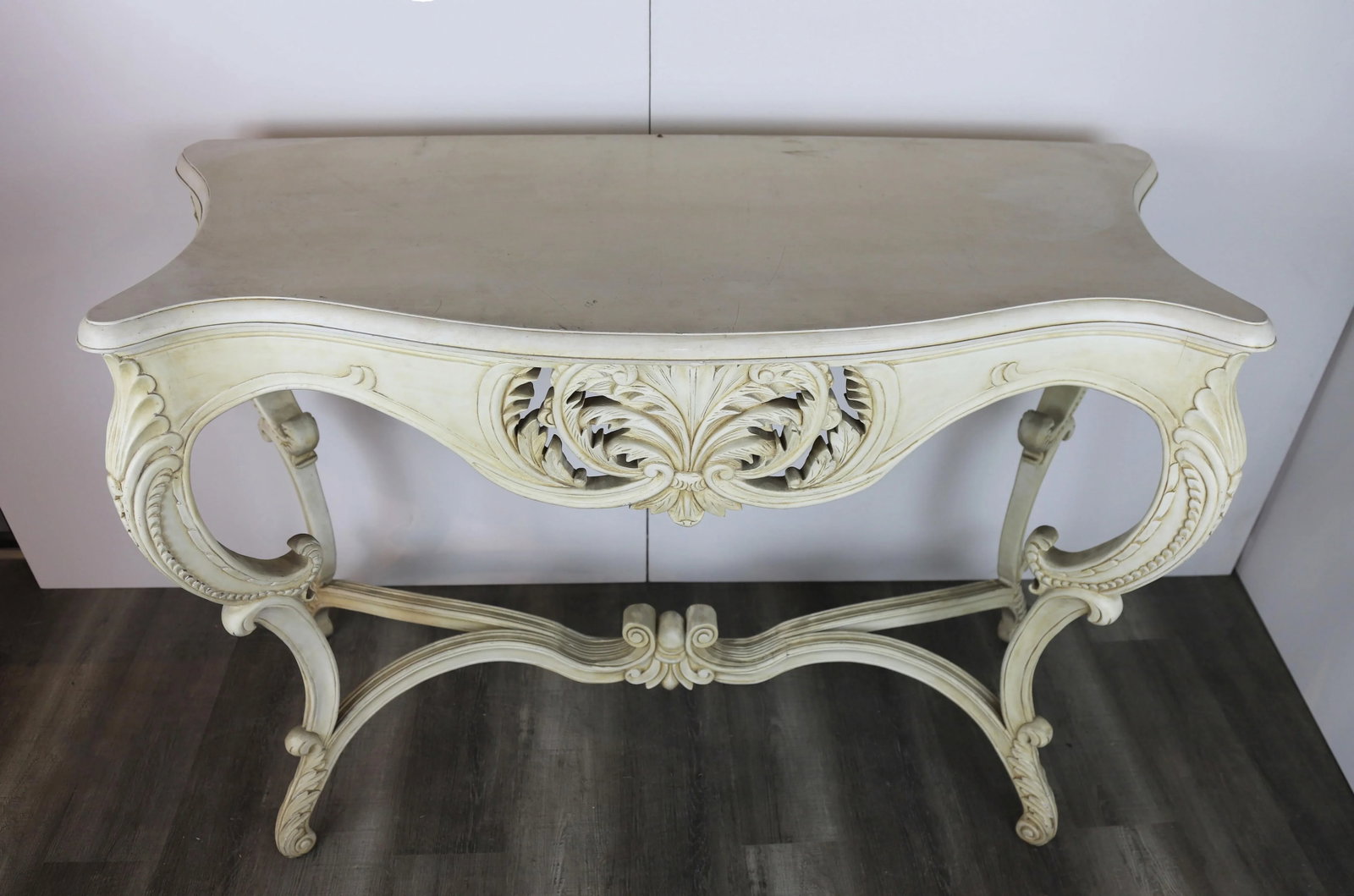Hand-Carved Victorian Style . Entrance Table, Console Table - 5
