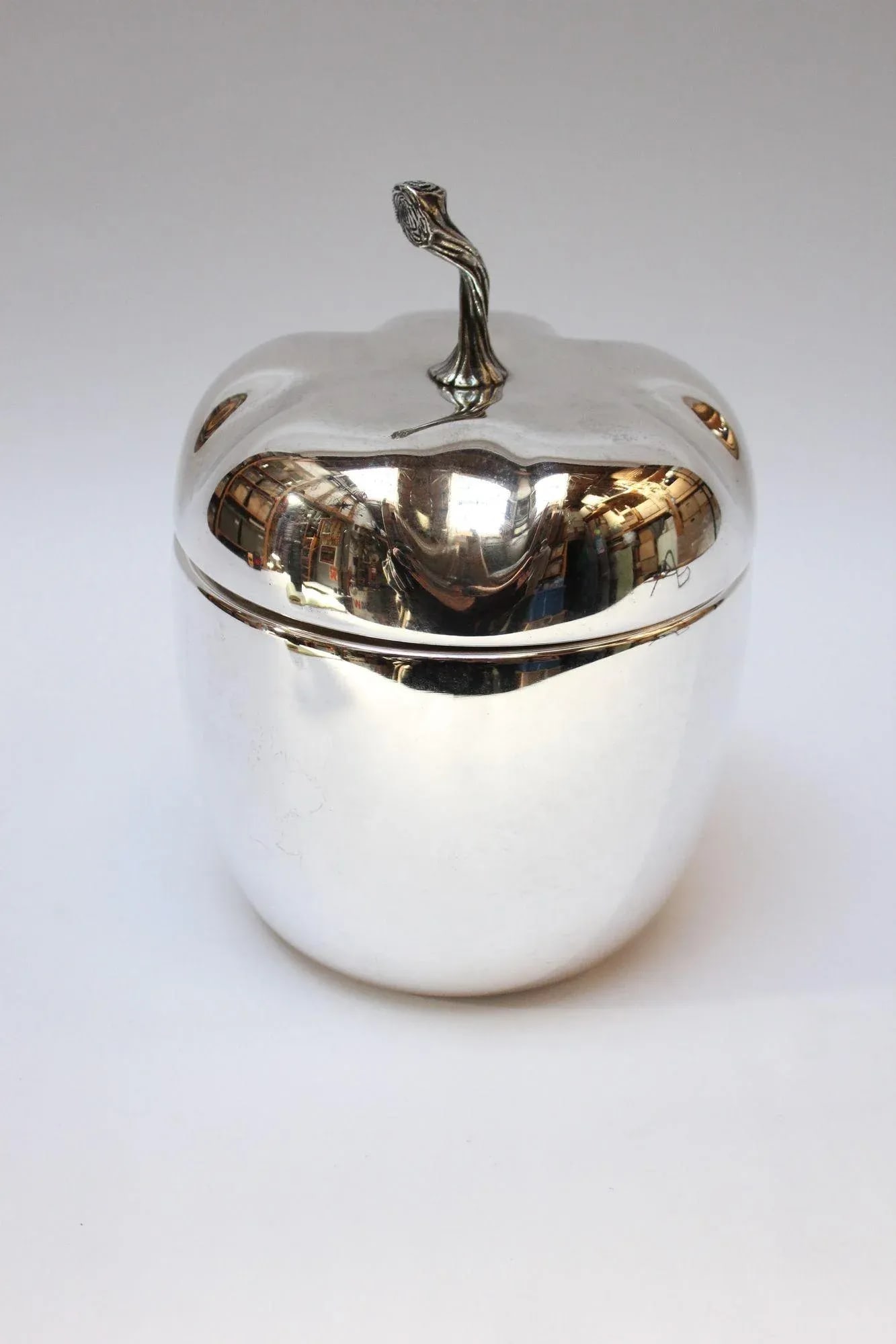 Italian Modernist Silver-Plated "Pepper" Ice Bucket With Neon Green Interior - 13