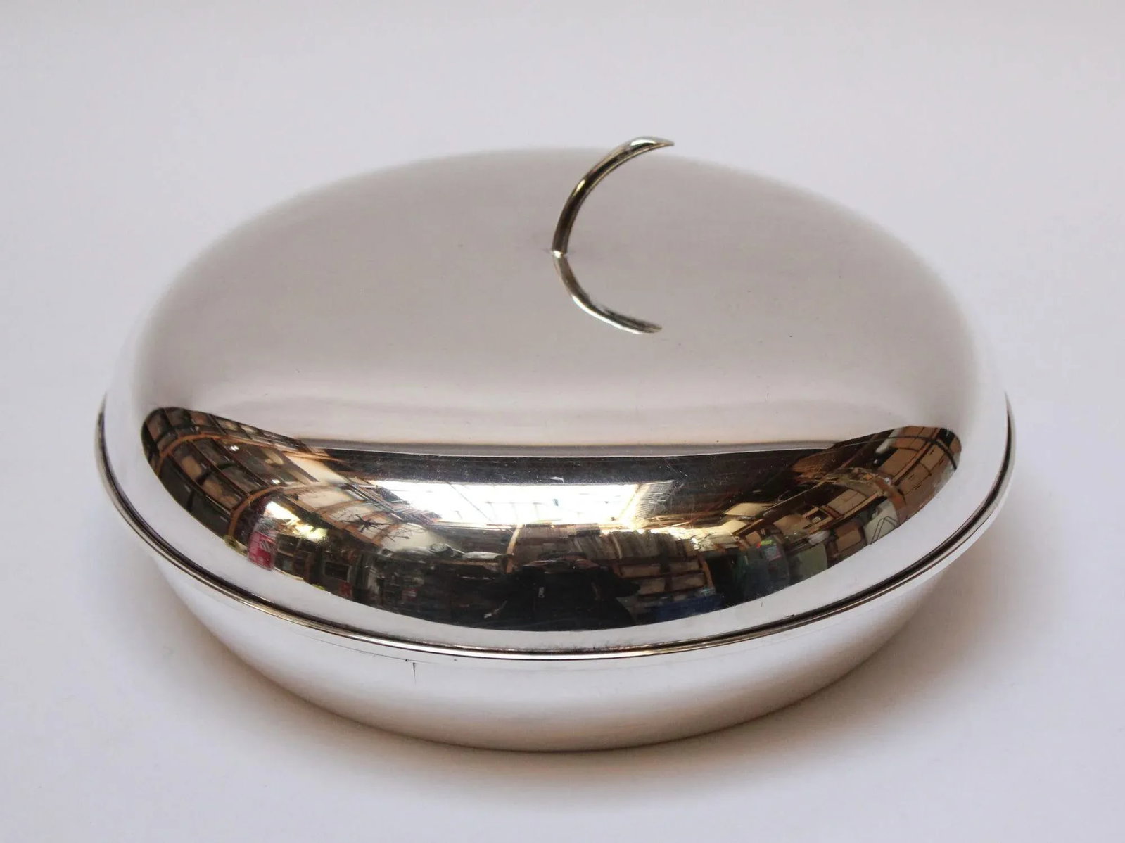 Mid-Century Italian Modern Silver-Plated Round Lidded Serving / Candy Dish - 12