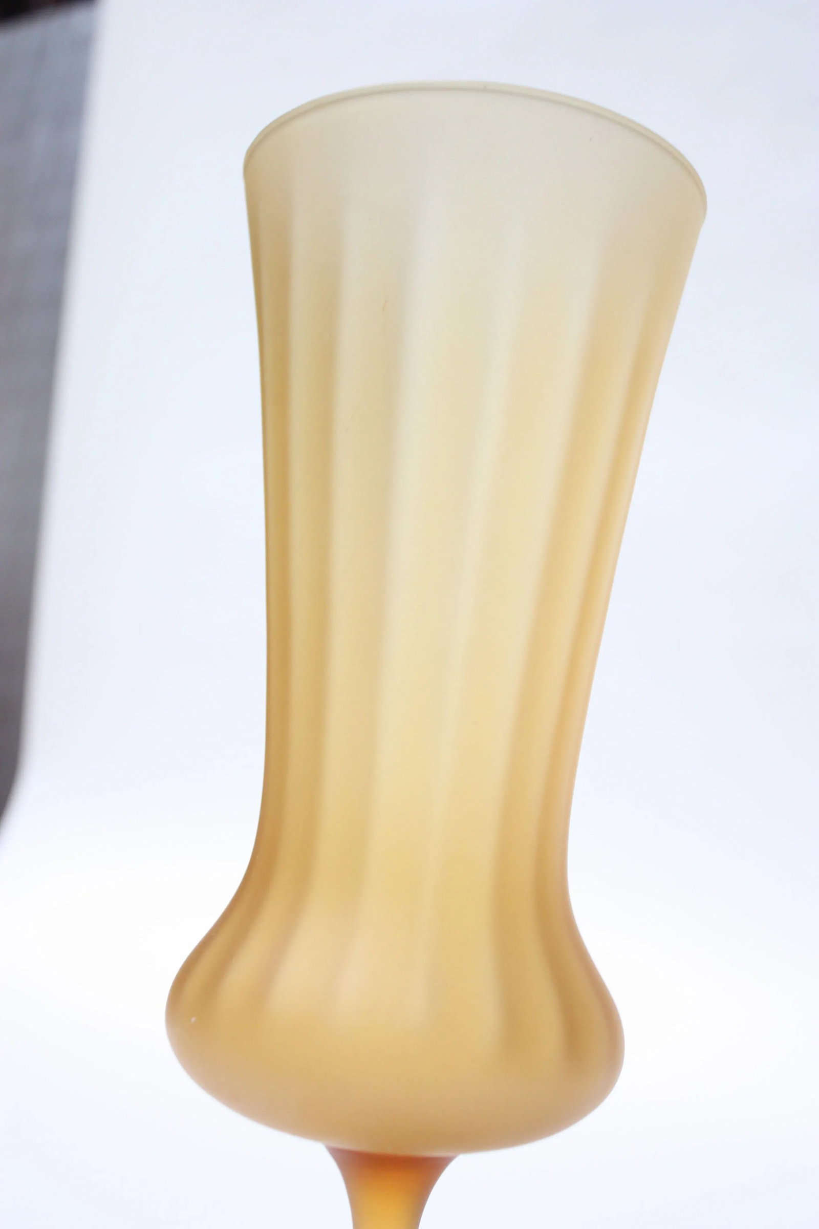 Vintage Italian Honey Amber Frosted Glass Vase - 2
