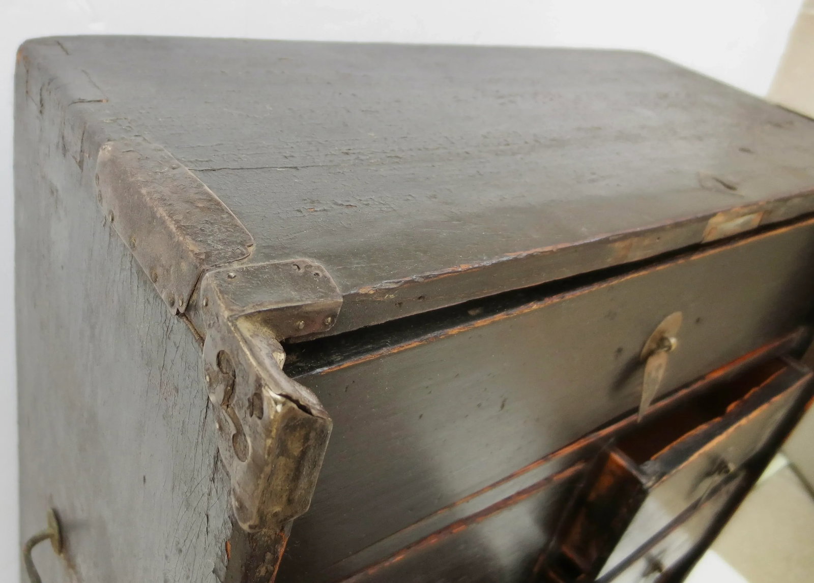 Antique Chinese Table Chest - 9