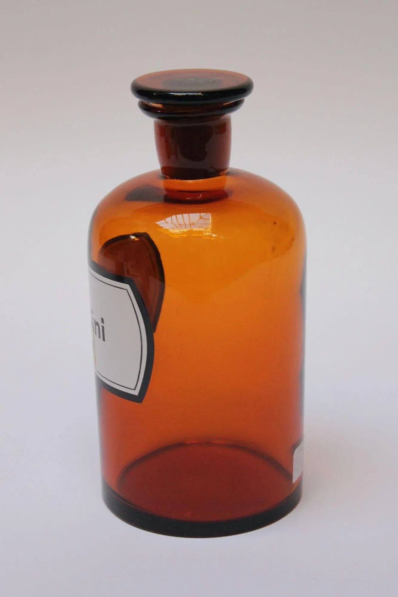 Vintage German Amber Glass "Ol. Vaselini" Apothecary Bottle - 2