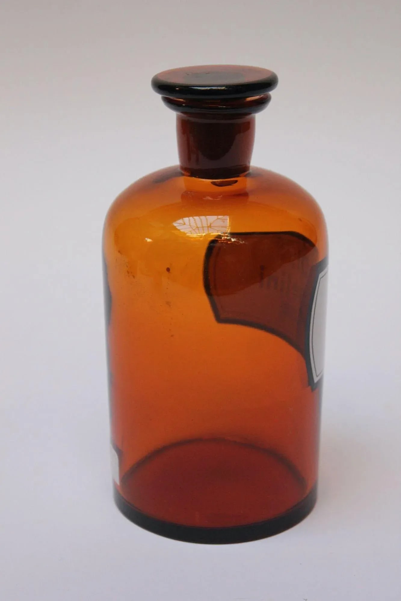 Vintage German Amber Glass "Ol. Vaselini" Apothecary Bottle - 3