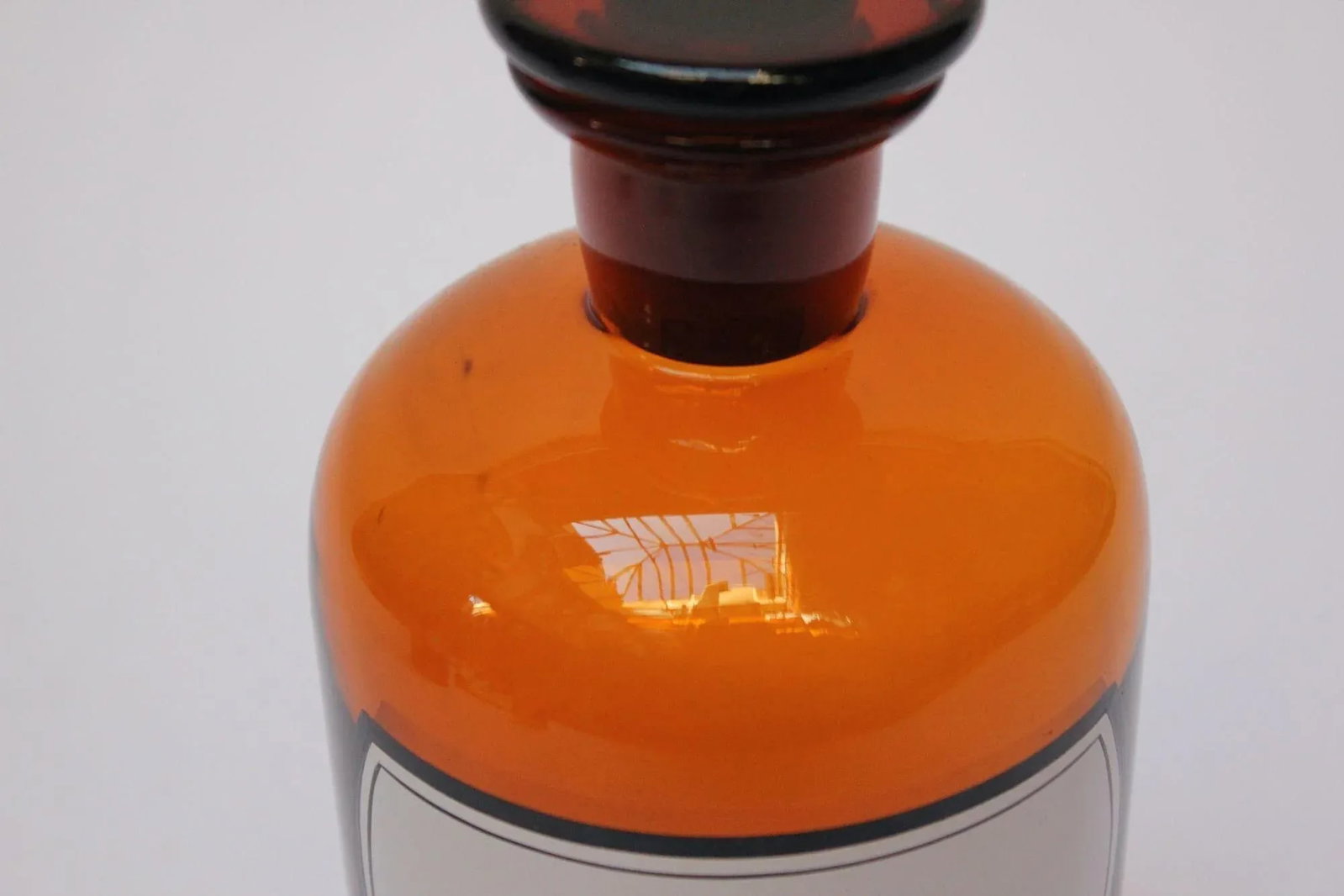 Vintage German Amber Glass "Ol. Vaselini" Apothecary Bottle - 7