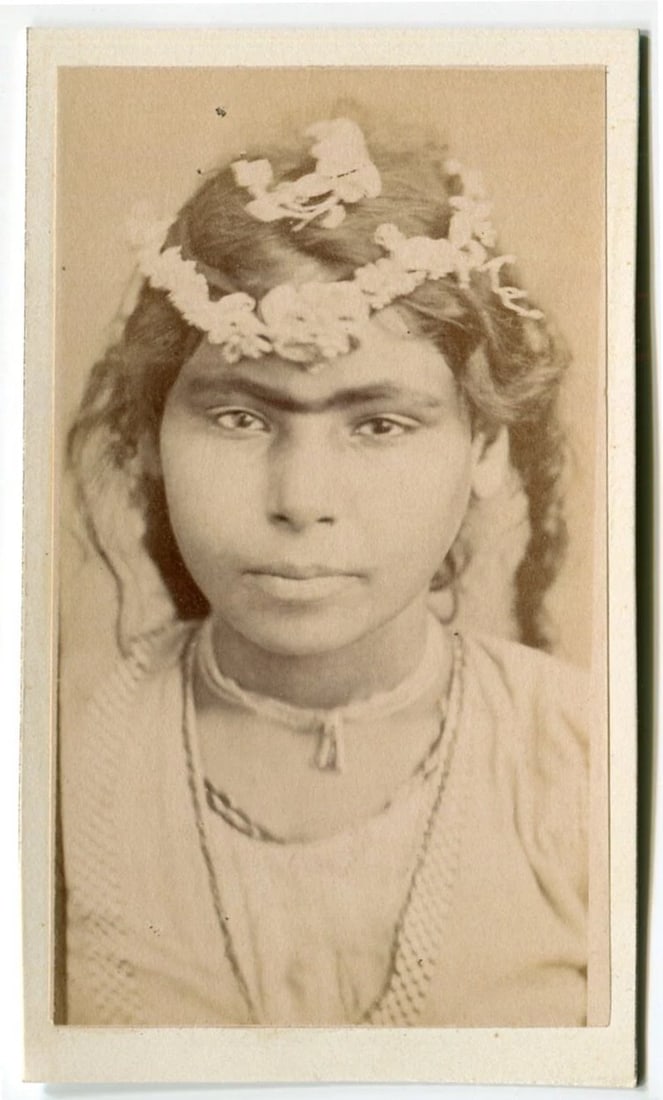 CDV Photograph Orientalist Portrait, Women x9 - 4