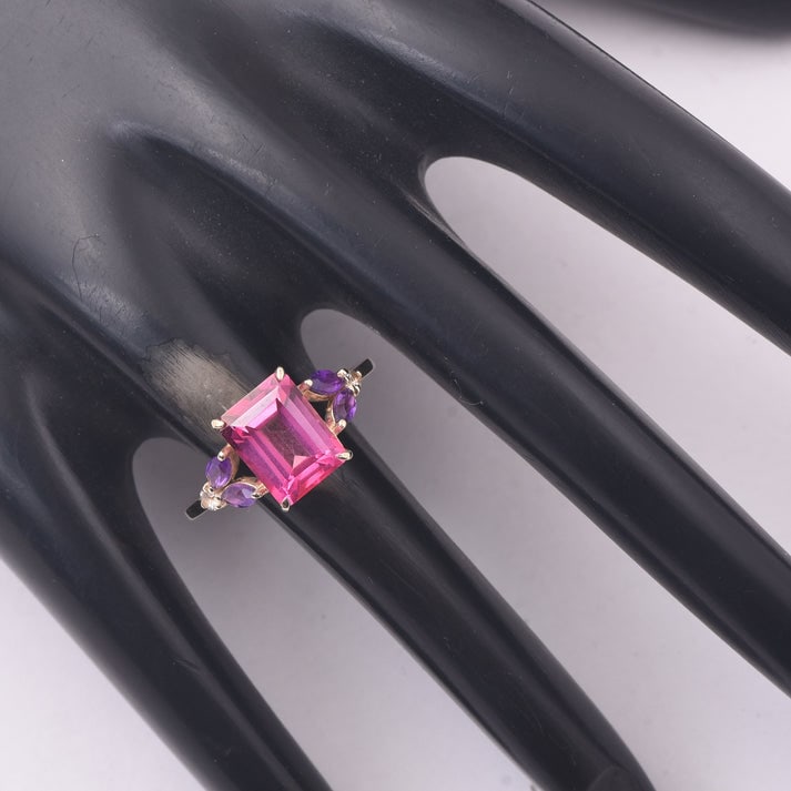 3.07 Ct Octagon Pink Topaz 9K Gold Ring - 2