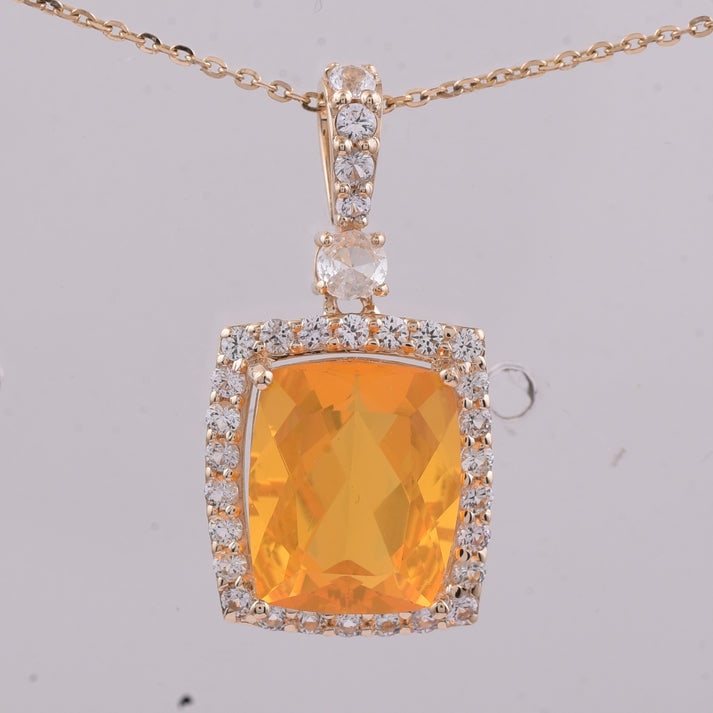 3.43 Ct Cushion Fire Opal 9K Gold Pendant (1 of 5)