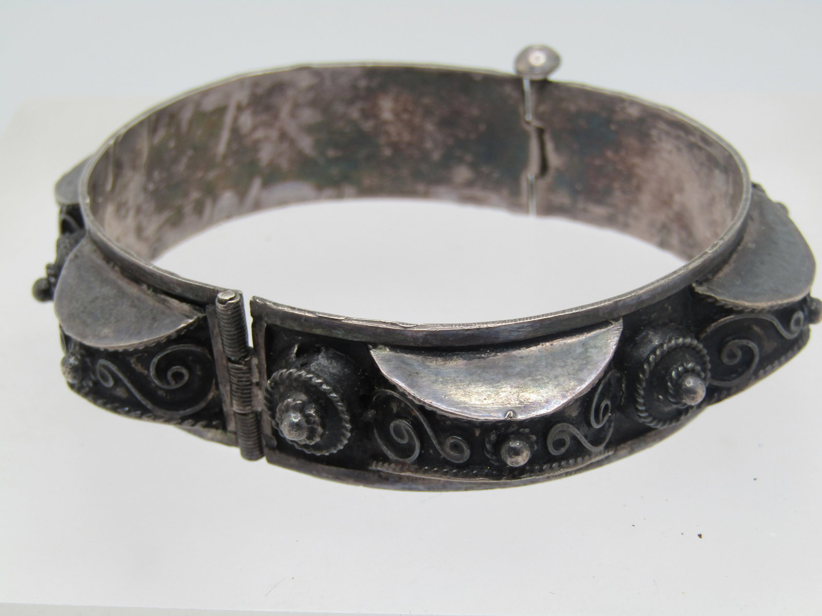 Vintage Sterling Mid Eastern Hinged Bracelet, Pin Clasp, Pre-Mid-Century, 7", Unisex - 6