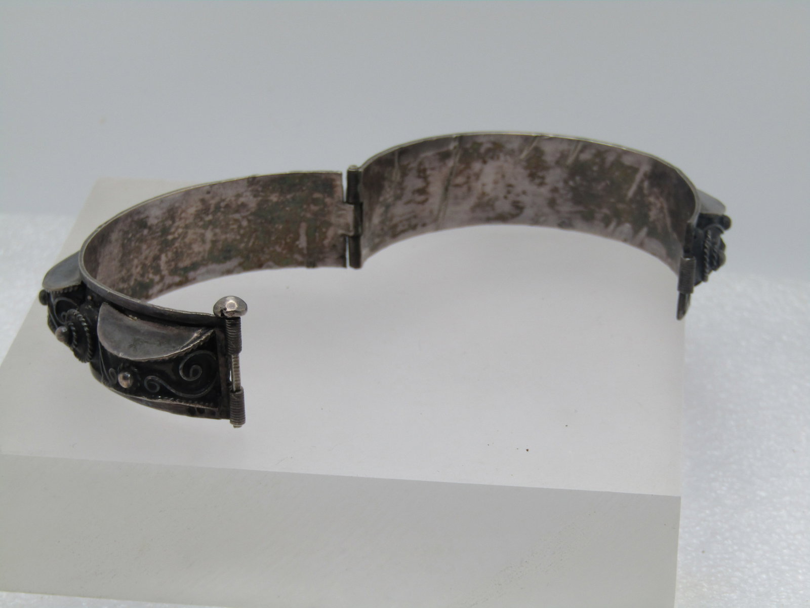 Vintage Sterling Mid Eastern Hinged Bracelet, Pin Clasp, Pre-Mid-Century, 7", Unisex - 7