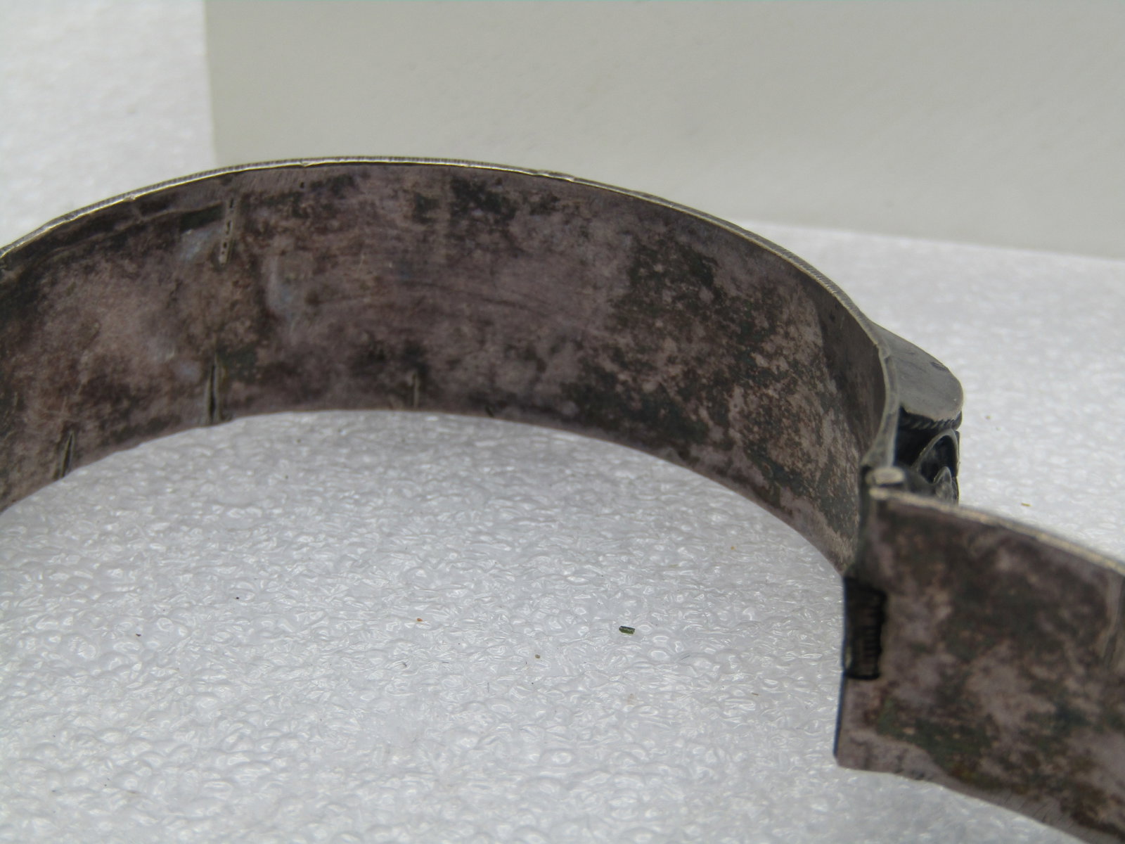 Vintage Sterling Mid Eastern Hinged Bracelet, Pin Clasp, Pre-Mid-Century, 7", Unisex - 9